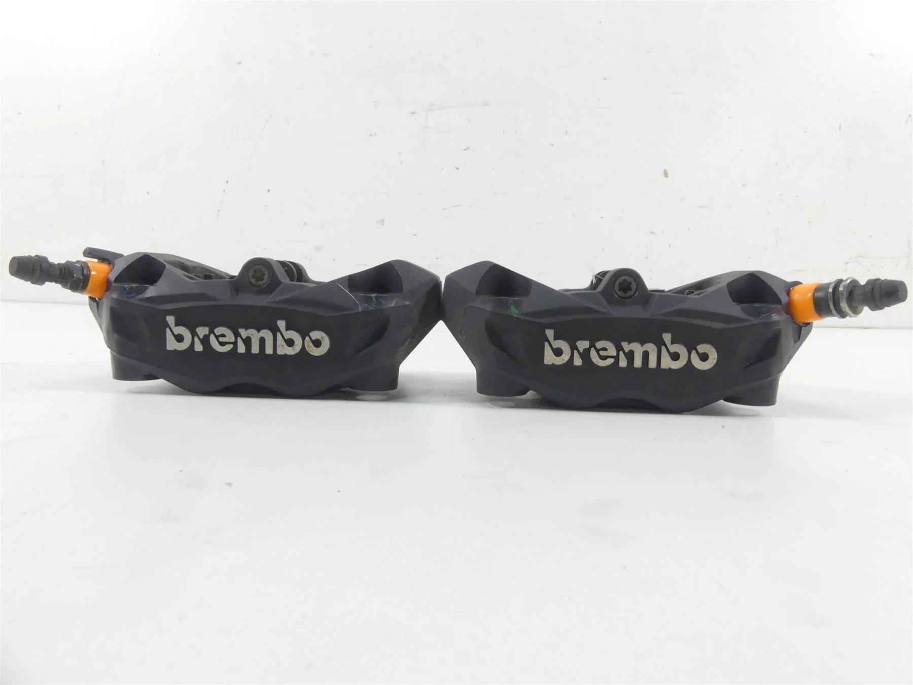 2019 BMW R1250GS K50 Front Brembo Brake Caliper Set  34118405107 34118405108