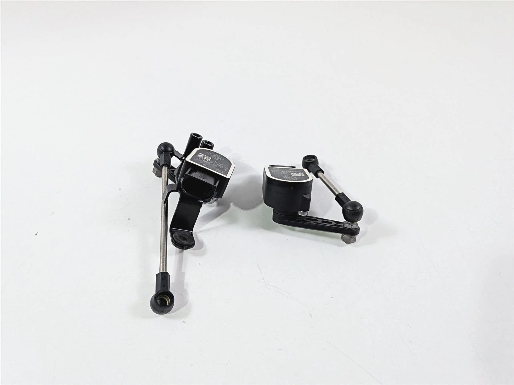 2019 BMW R1250GS K50 Front Rear Bike Leveling Sensors 37146870000 - Image 4