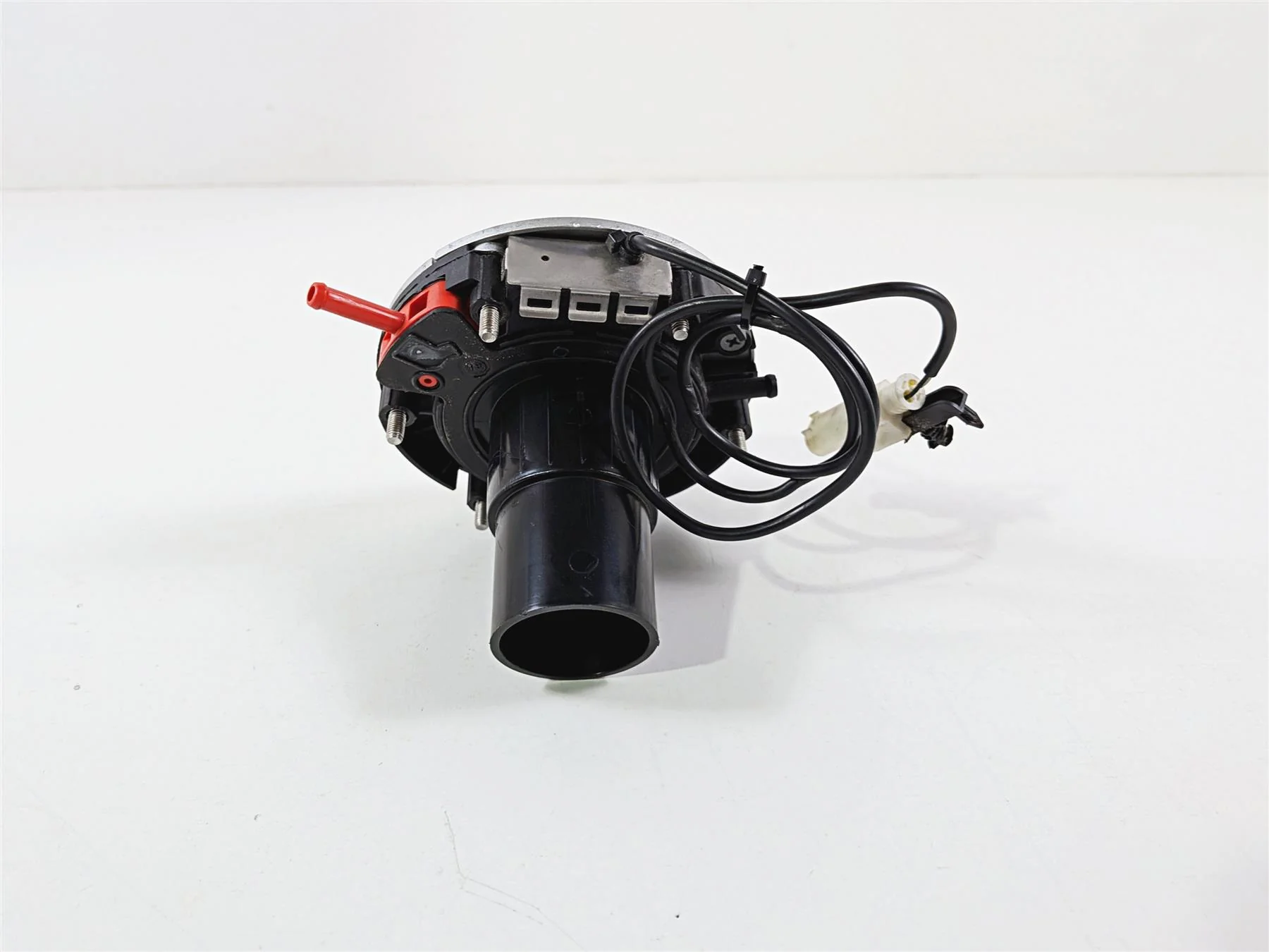 2019 BMW R1250GS K50 Keyless Fuel Gas Petrol Cap Lid Door 16118531632 - Image 5