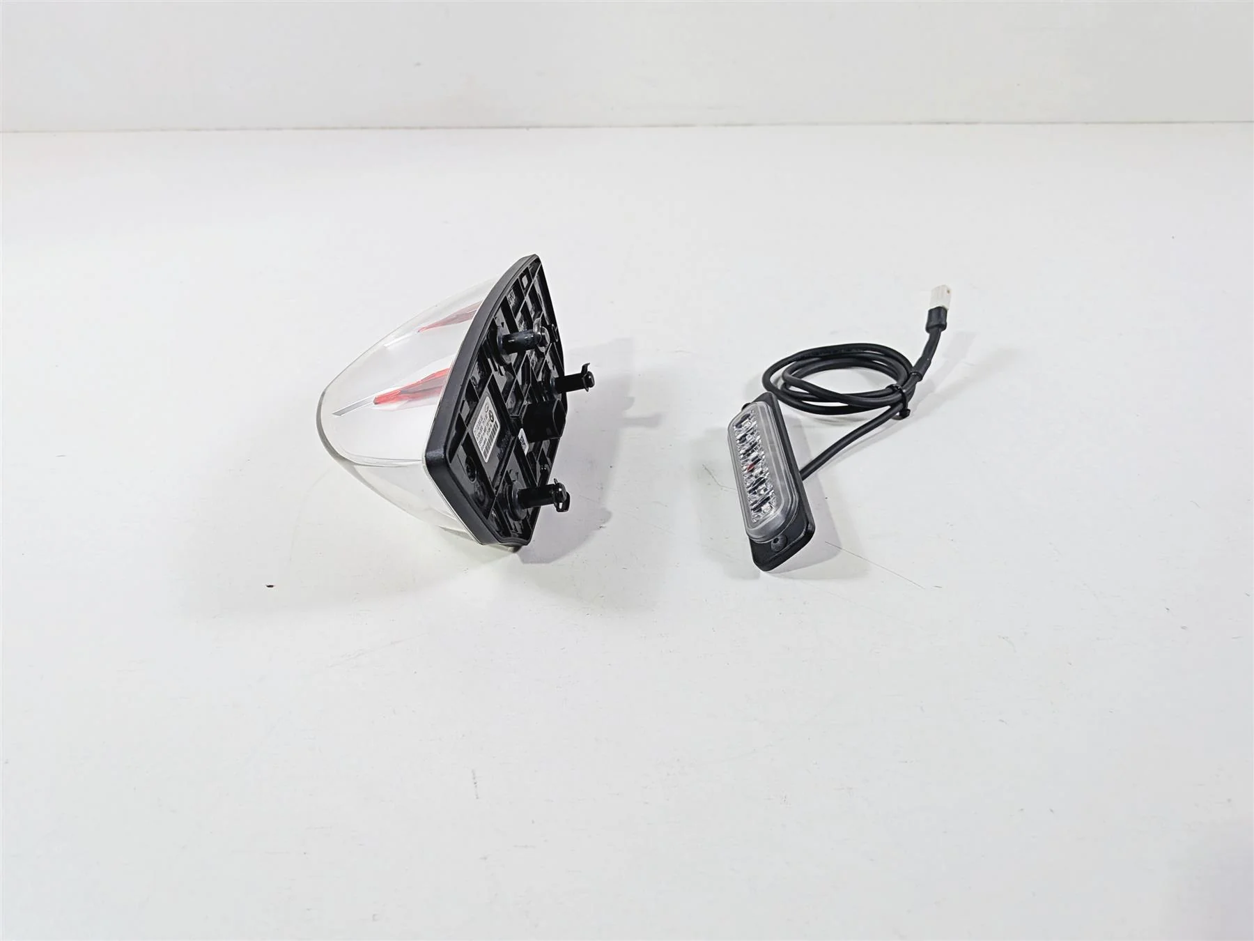 2019 BMW R1250GS K50 Led Taillight Tail Light Lamp Lens 63218524200 - Image 5