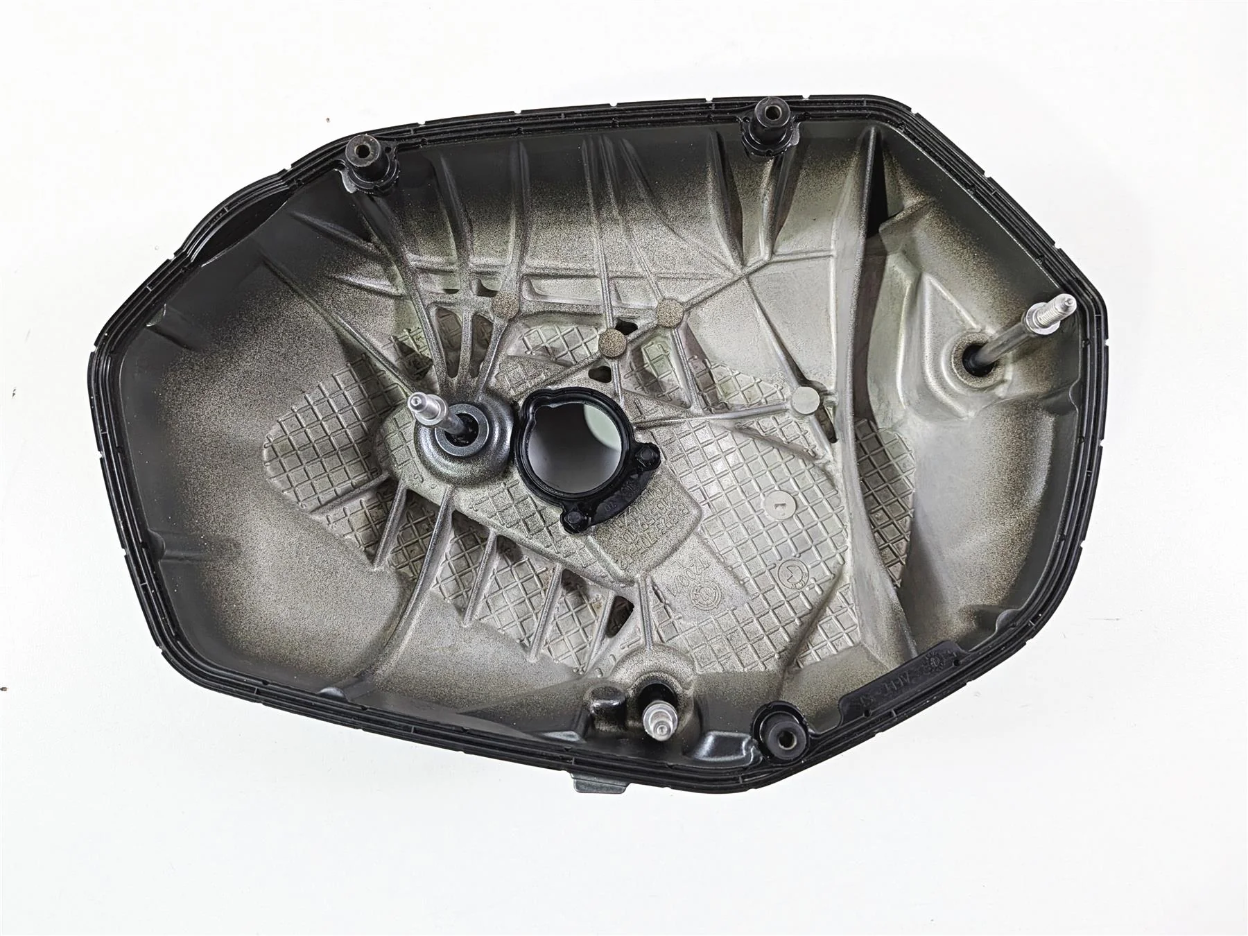 2019 BMW R1250GS K50 Left Cylinder Head Valve Cover 11127923595 - Image 6