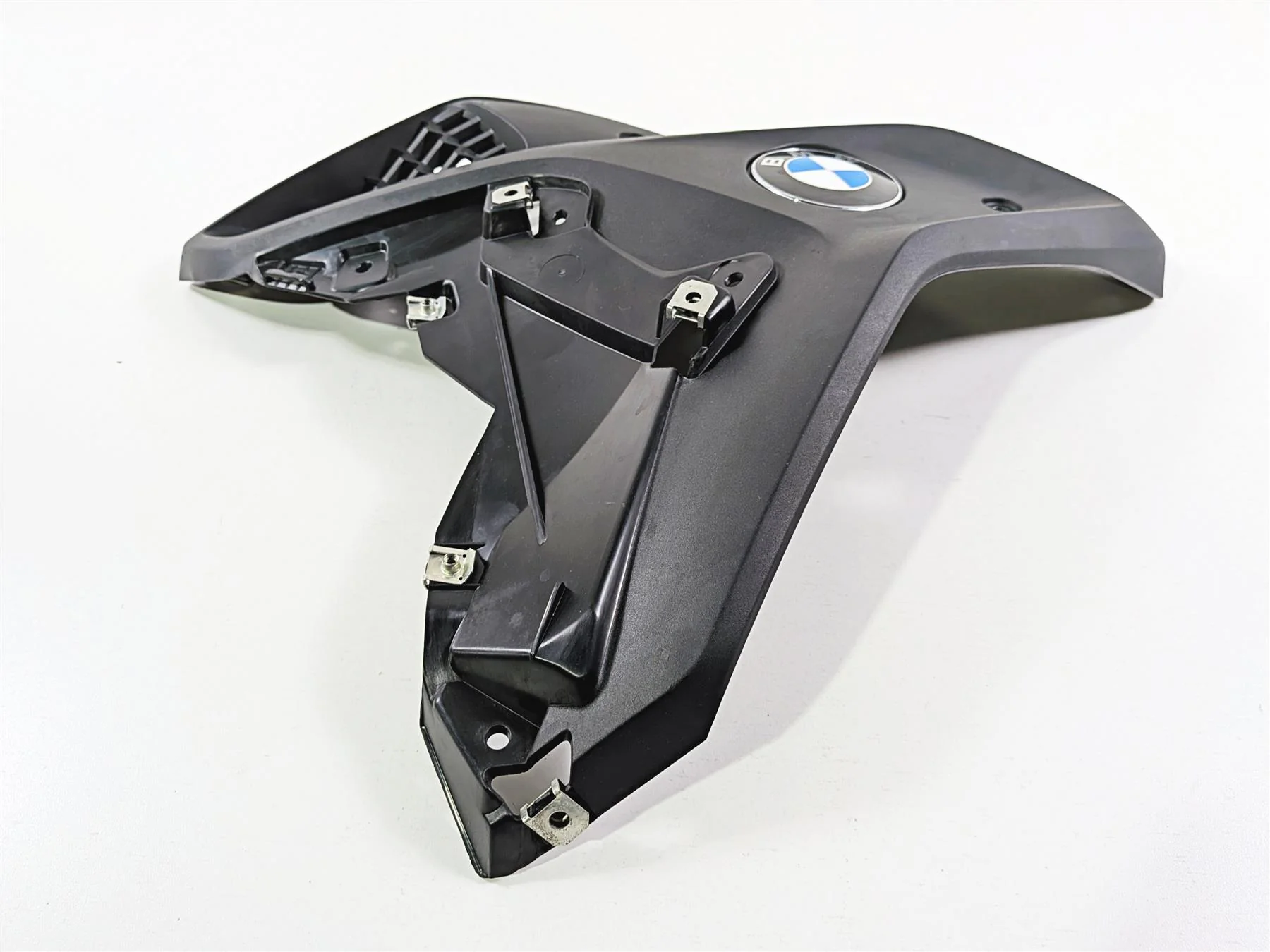 2019 BMW R1250GS K50 Left Intake Fairing & Emblem 46638556655 - Image 11