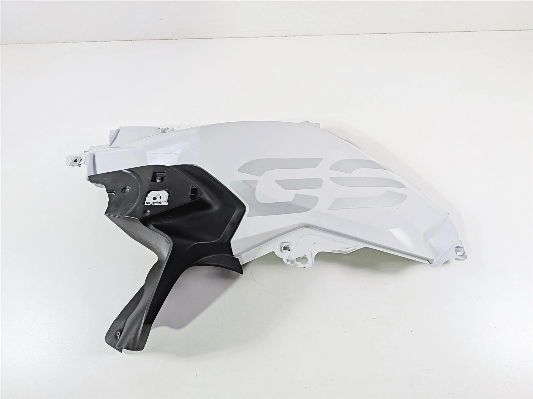 2019 BMW R1250GS K50 Left Main Tank Fairing Cover Read 46638563501 46638563503
