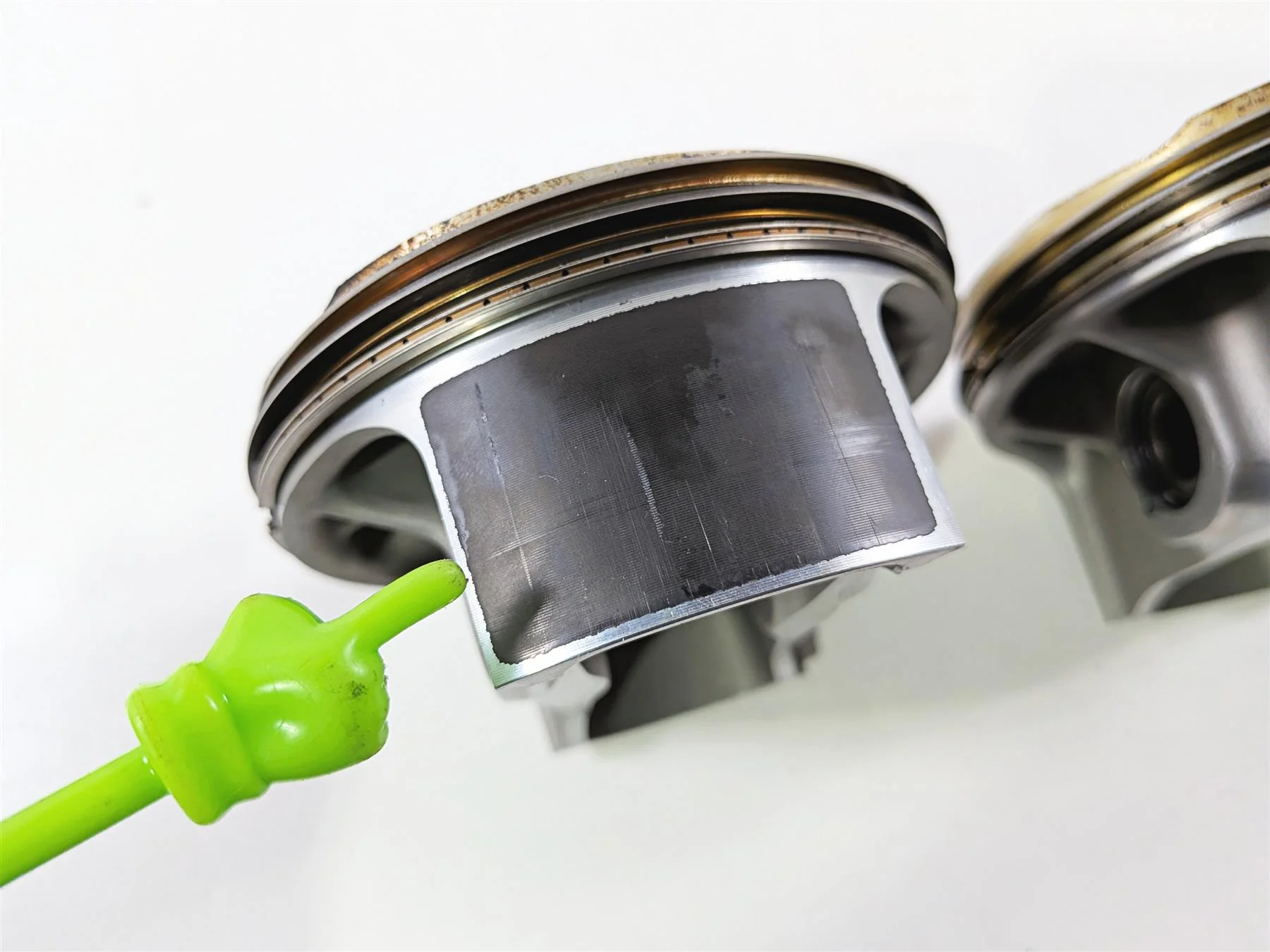2019 BMW R1250GS K50 Left & Right Piston Set 7K Only 11258565633 - Image 5