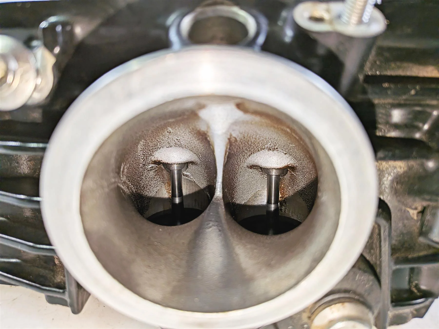 2019 BMW R1250GS K50 Right Cylinder Head Cylinderhead Cam Shaft 7K 11128393757 - Image 8