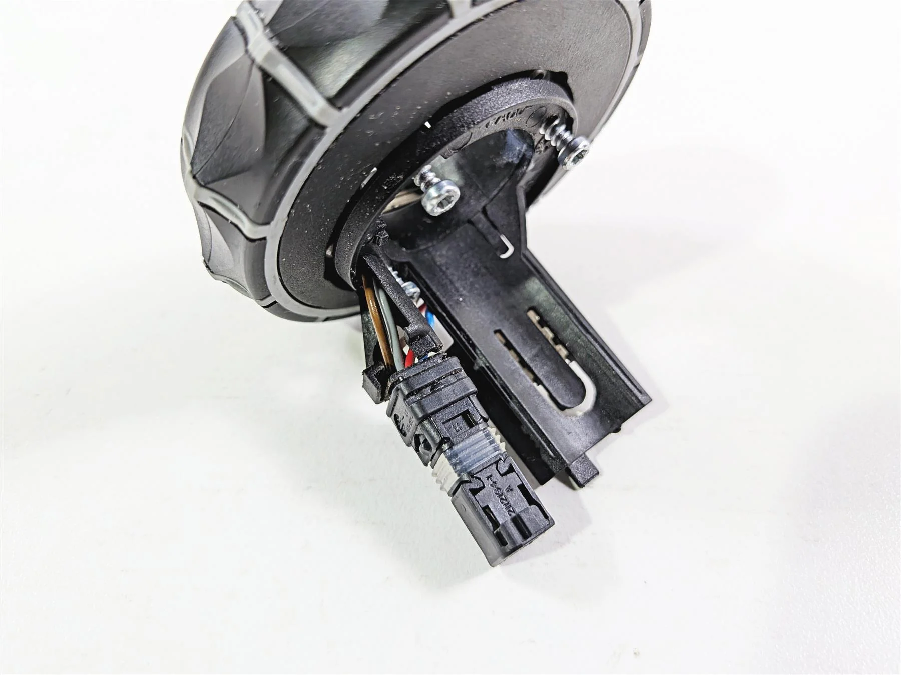 2019 BMW R1250GS K50 Round Multi Controller Switch 61317727498 - Image 4