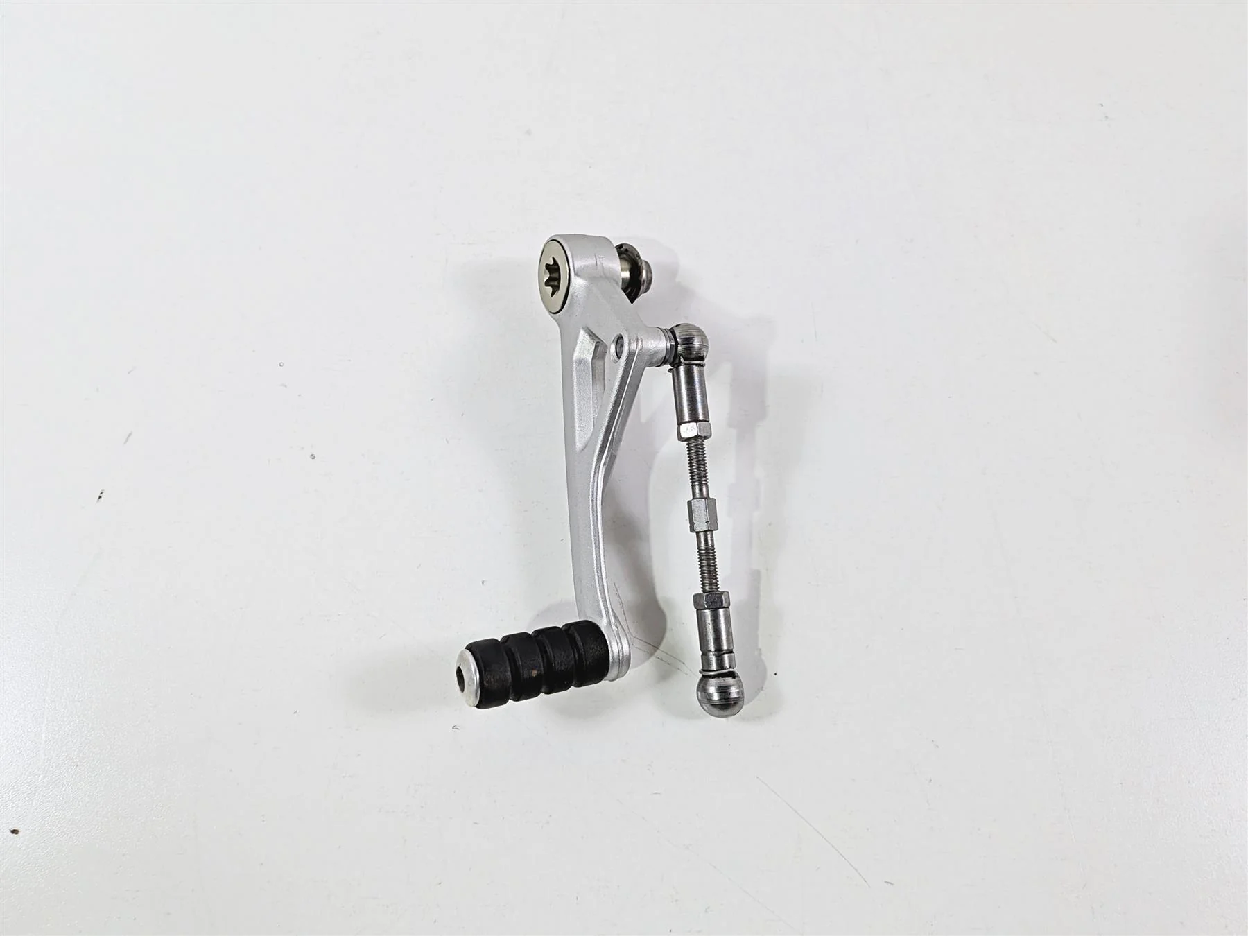 2019 BMW R1250GS K50 Shift Lever Pedal & Linkage 23418526730 - Image 2