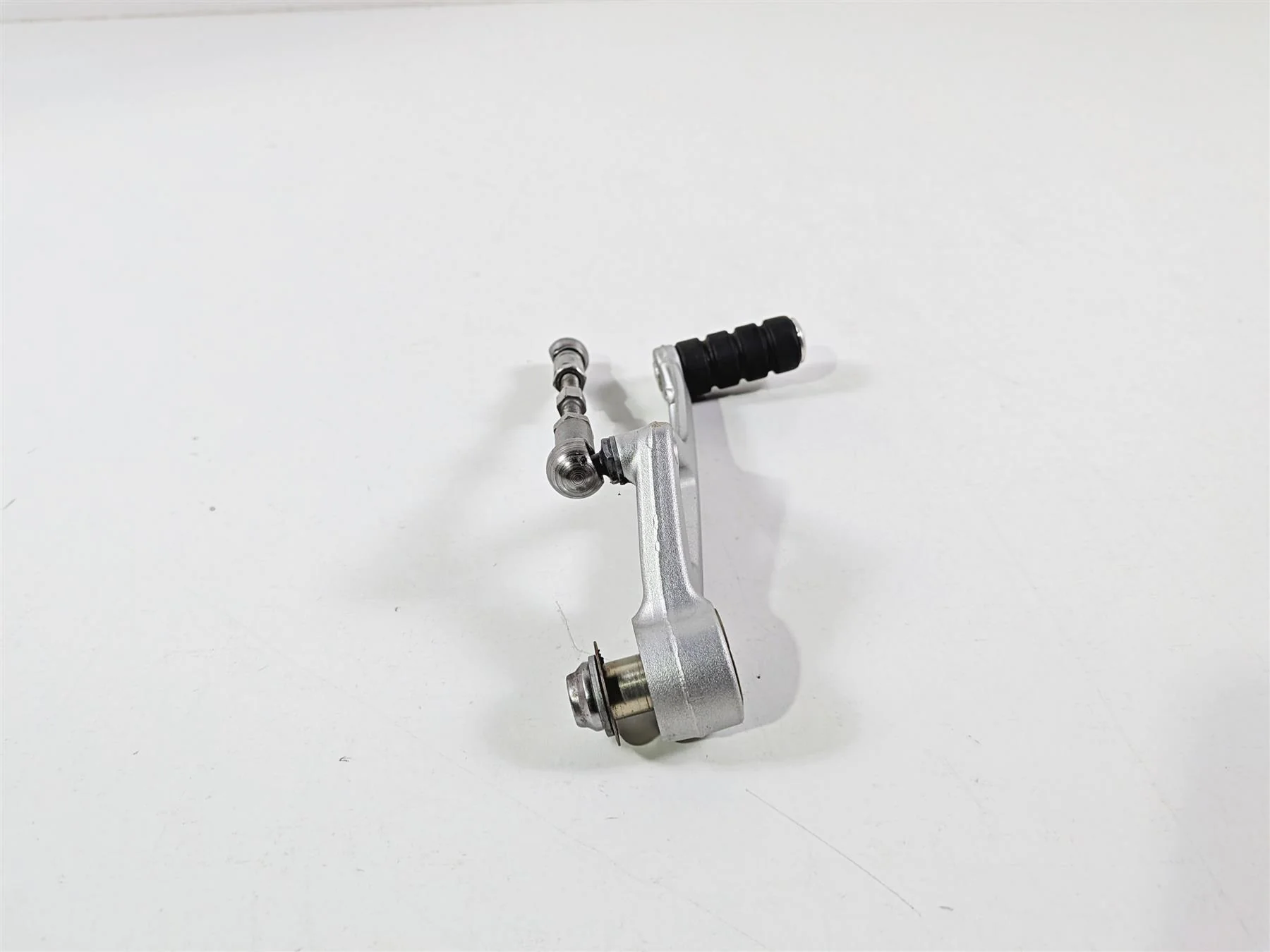 2019 BMW R1250GS K50 Shift Lever Pedal & Linkage 23418526730 - Image 5