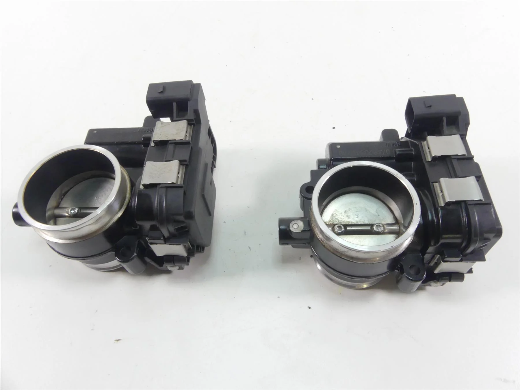 2019 BMW R1250GS K50 Throttle Body Fuel Injection Set 13548568757 - Image 3
