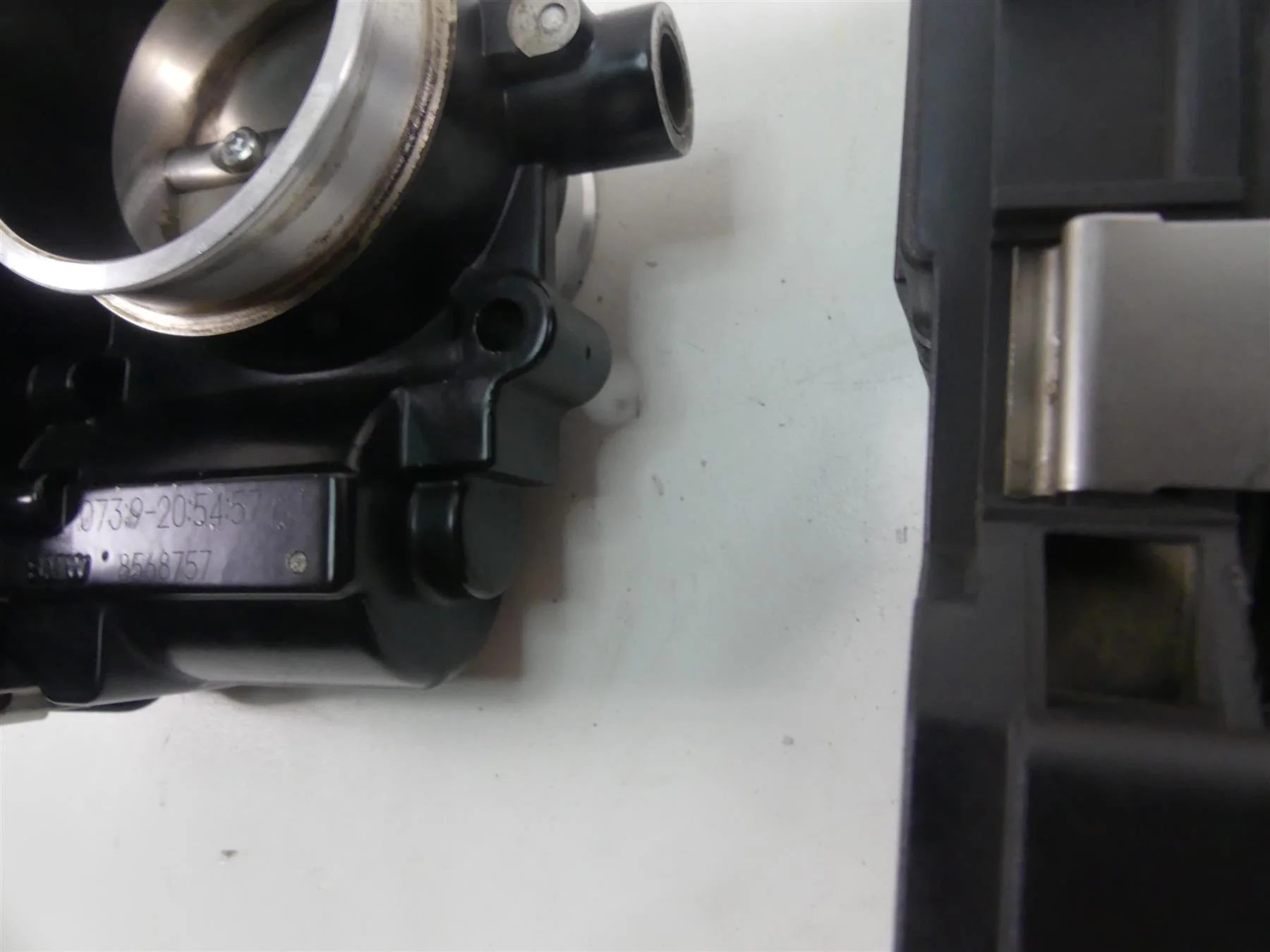 2019 BMW R1250GS K50 Throttle Body Fuel Injection Set 13548568757 - Image 7