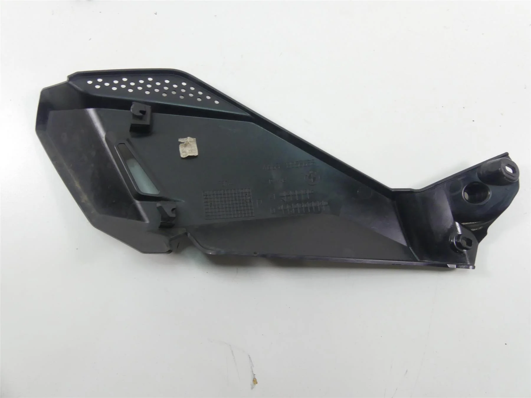 2019 BMW R1250GS K50 Under Tank Molded Leg Fairing Set 46638556637 46638556638 - Image 6