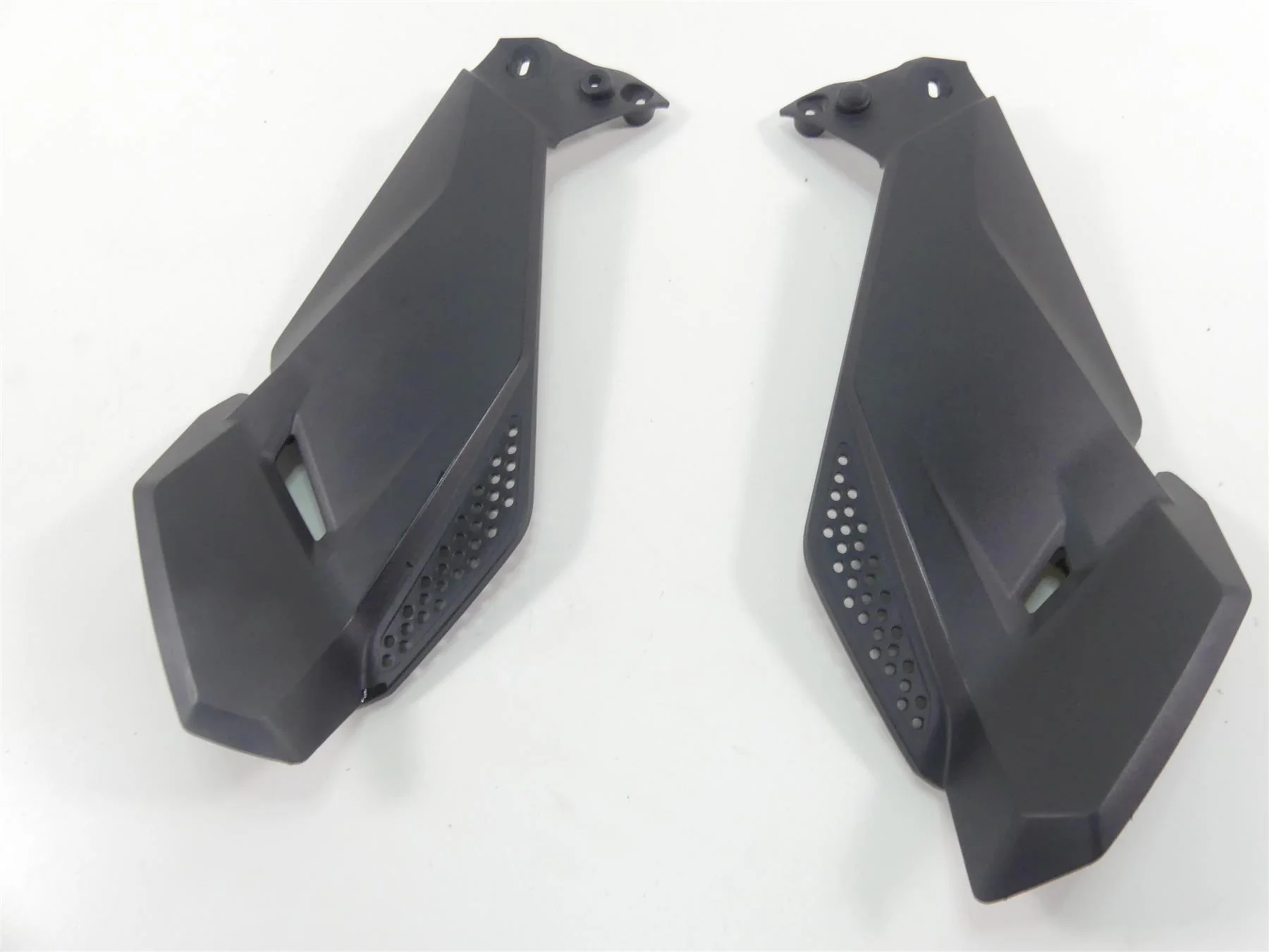 2019 BMW R1250GS K50 Under Tank Molded Leg Fairing Set 46638556637 46638556638 - Image 9