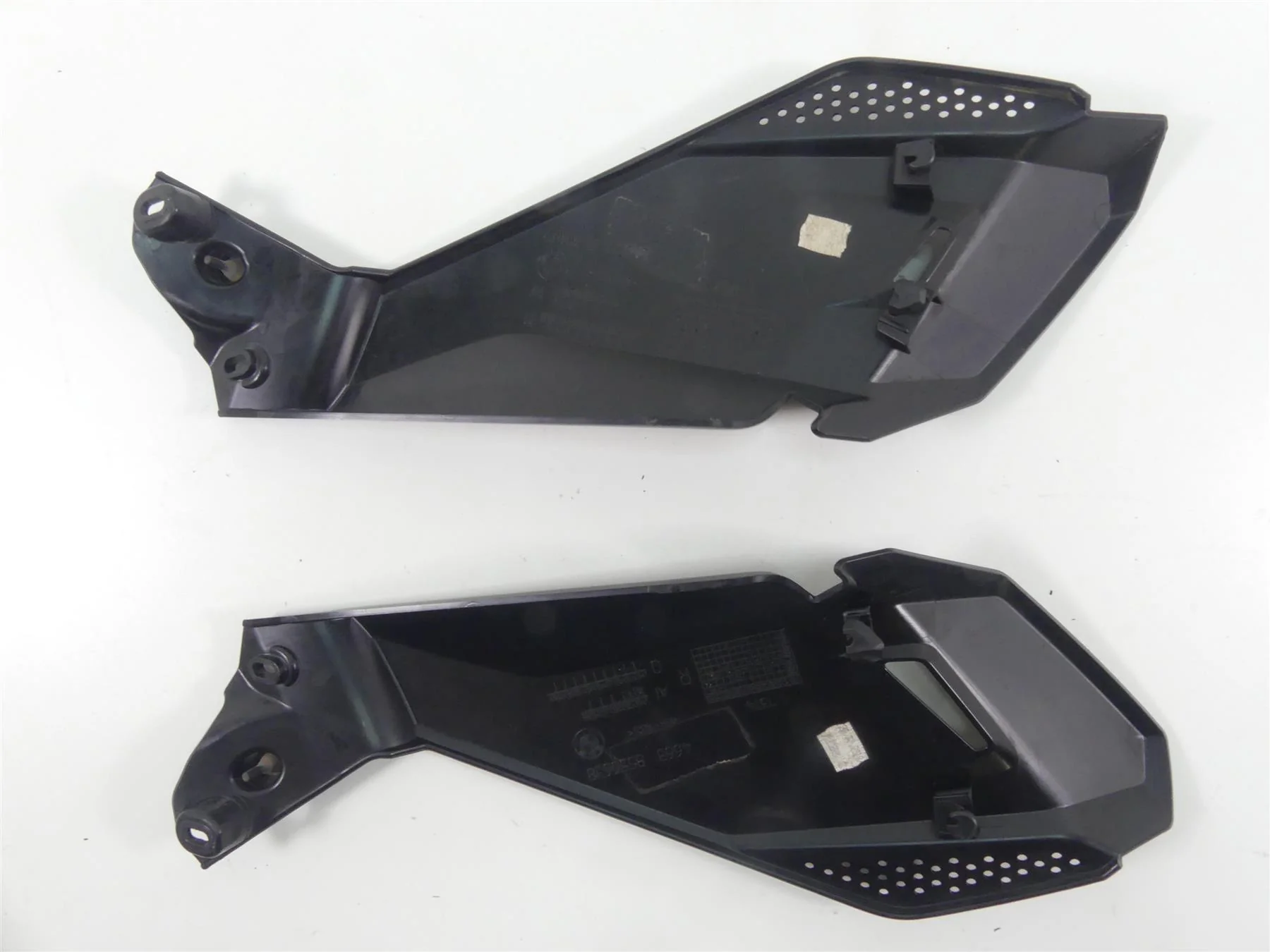 2019 BMW R1250GS K50 Under Tank Molded Leg Fairing Set 46638556637 46638556638 - Image 6