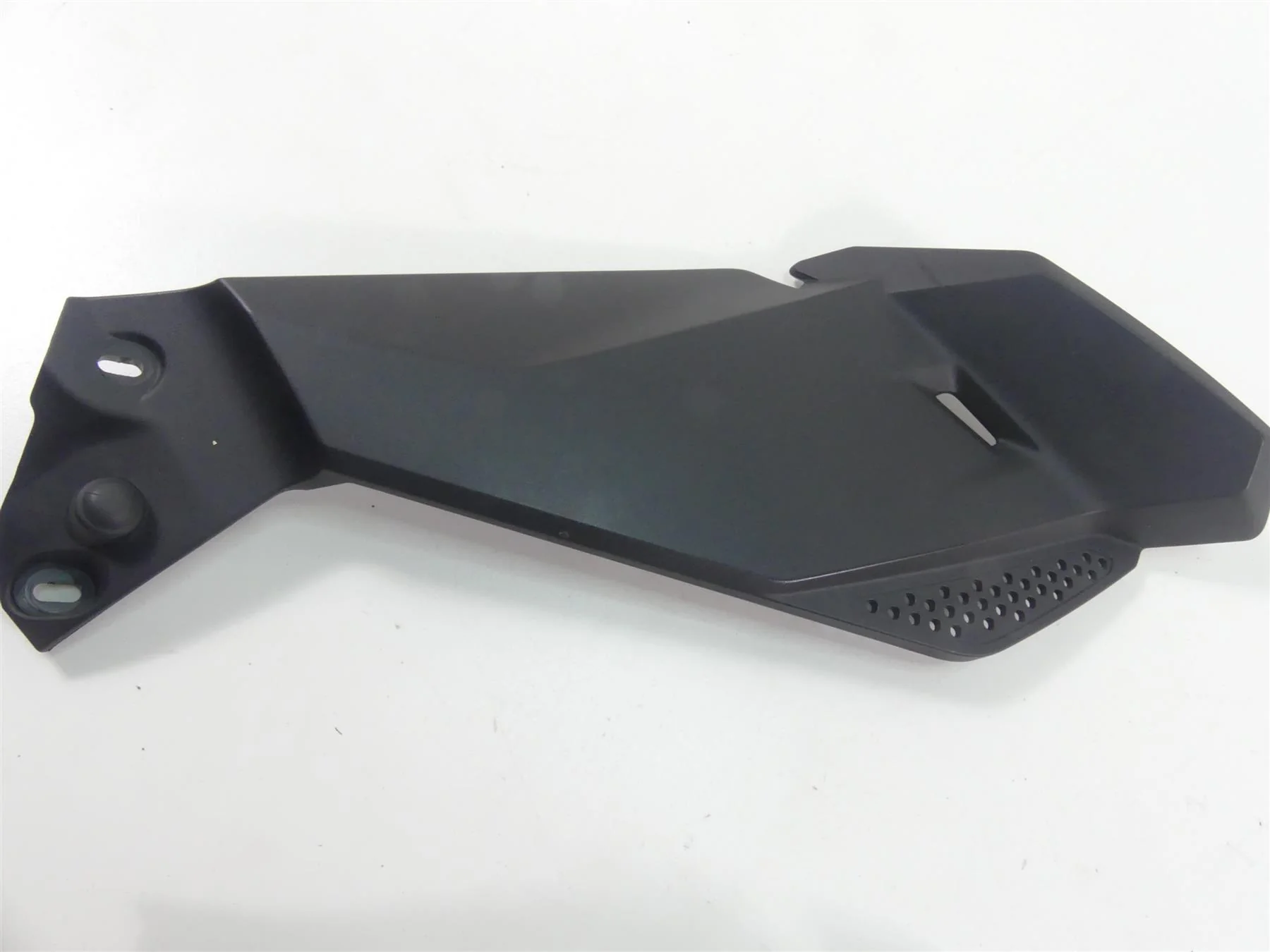 2019 BMW R1250GS K50 Under Tank Molded Leg Fairing Set 46638556637 46638556638 - Image 8
