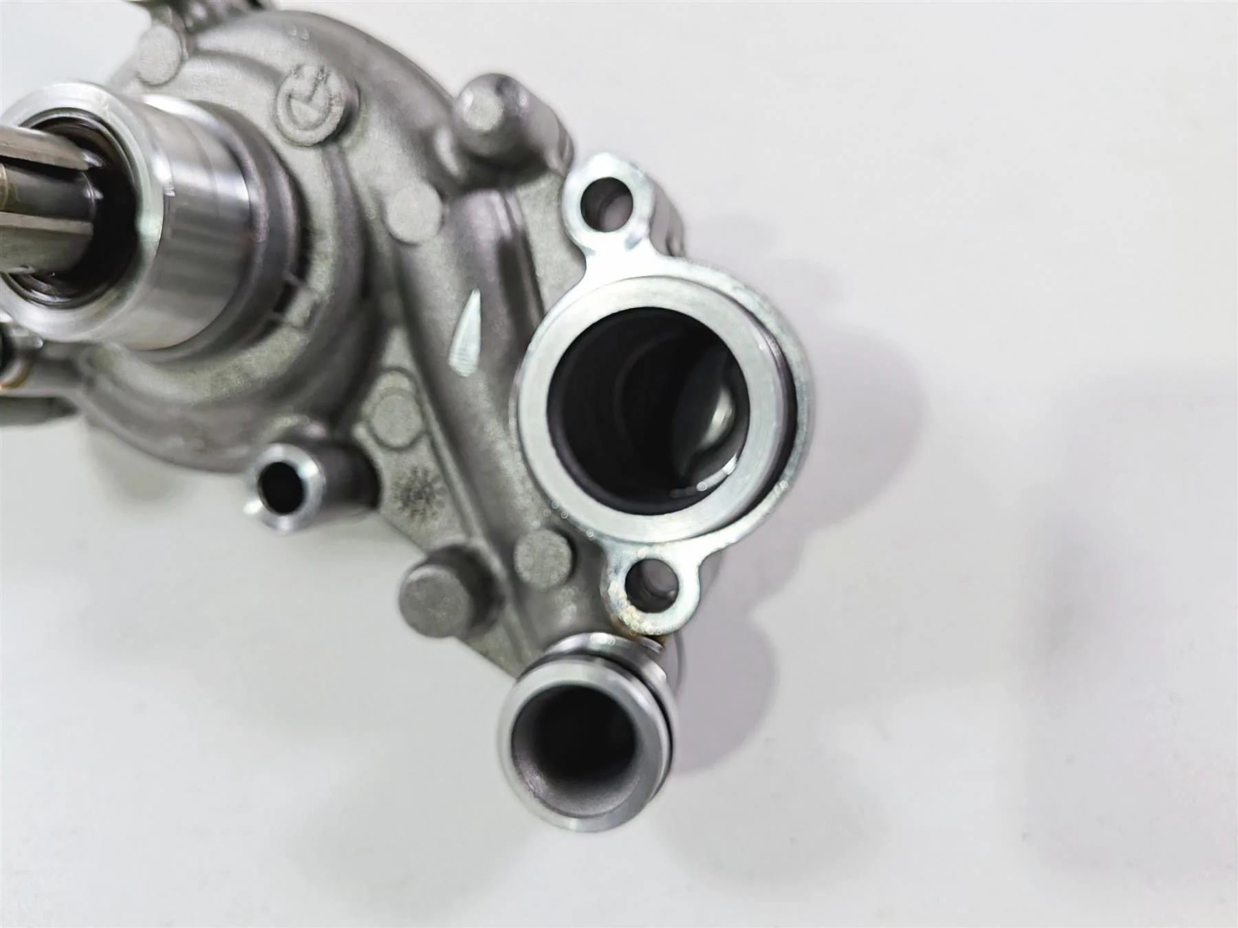 2019 BMW R1250GS K50 Water Pump From Engine With 7K only 11518529879 - Image 11