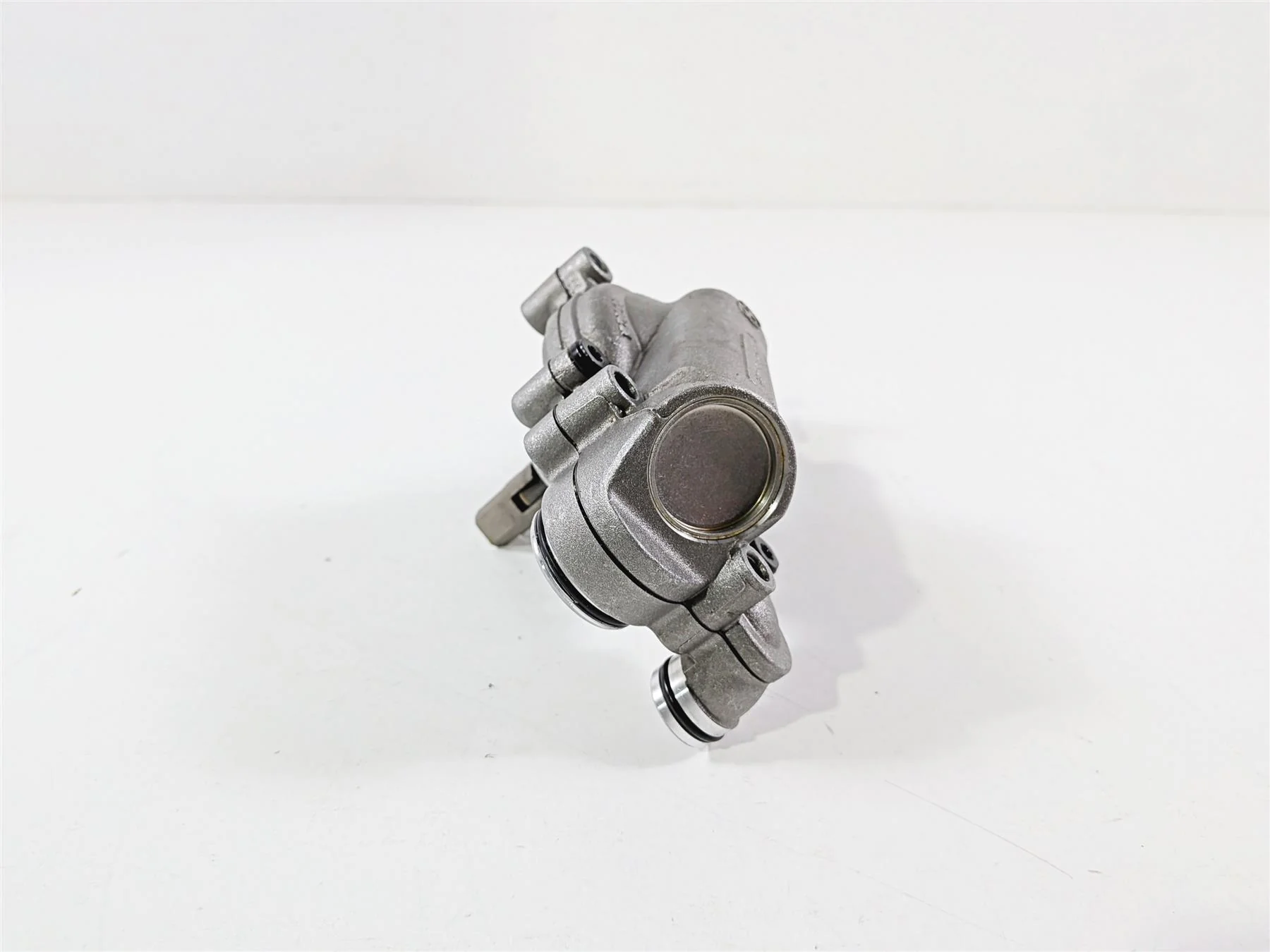 2019 BMW R1250GS K50 Water Pump From Engine With 7K only 11518529879 - Image 2