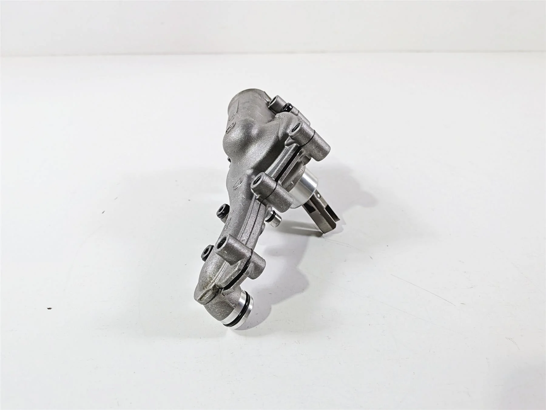 2019 BMW R1250GS K50 Water Pump From Engine With 7K only 11518529879 - Image 4