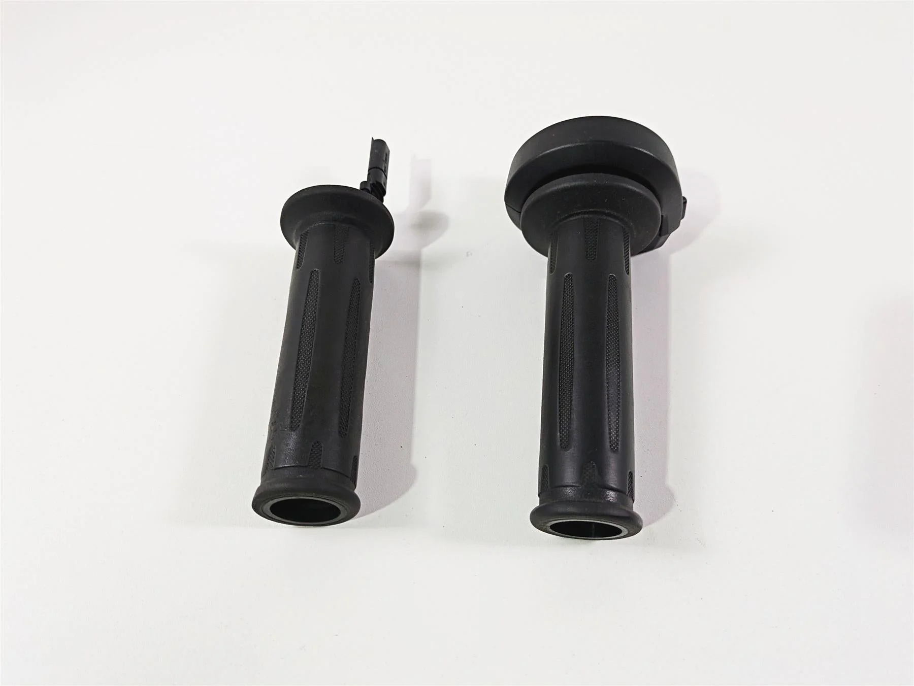 2019 BMW R1250RT K52 Left Right Heated Cruise Hand Grip Set 61318552124 - Image 10