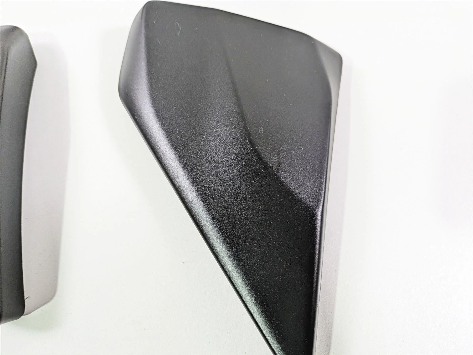 2019 BMW R1250RT K52 Plastic Infill Cover Fairing Set 46638534860 - Image 6