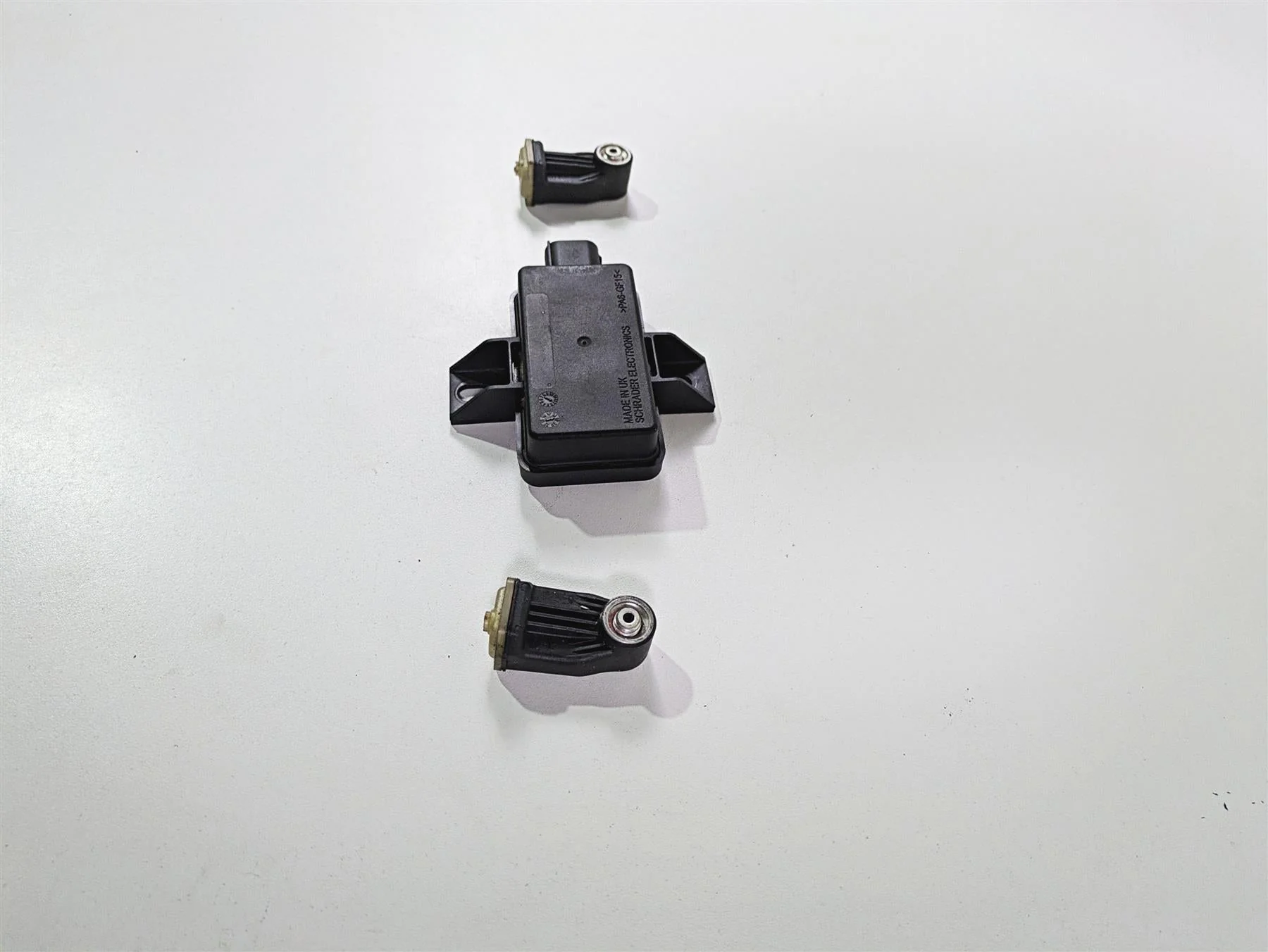 2019 BMW R1250RT K52 Rdc Module Tire Sensor Set 36317914365 65758546222 - Image 3