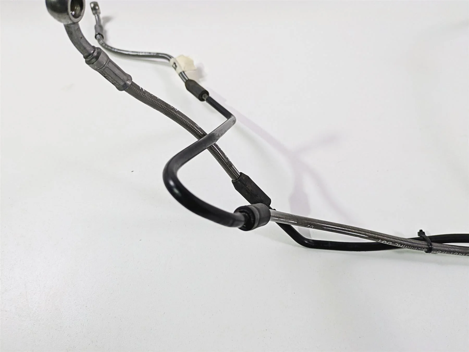 2019 BMW R1250RT K52 Rear Abs Brake Line Set 34328541830 - Image 8