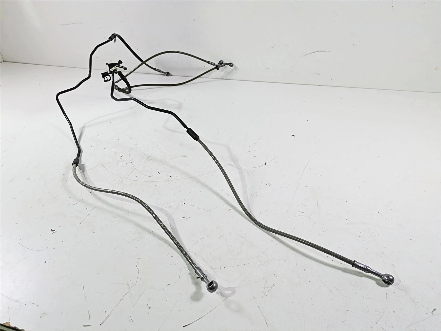 2019 BMW S1000XR K49 Front Abs Brake Line Set 34328551363 - Image 5
