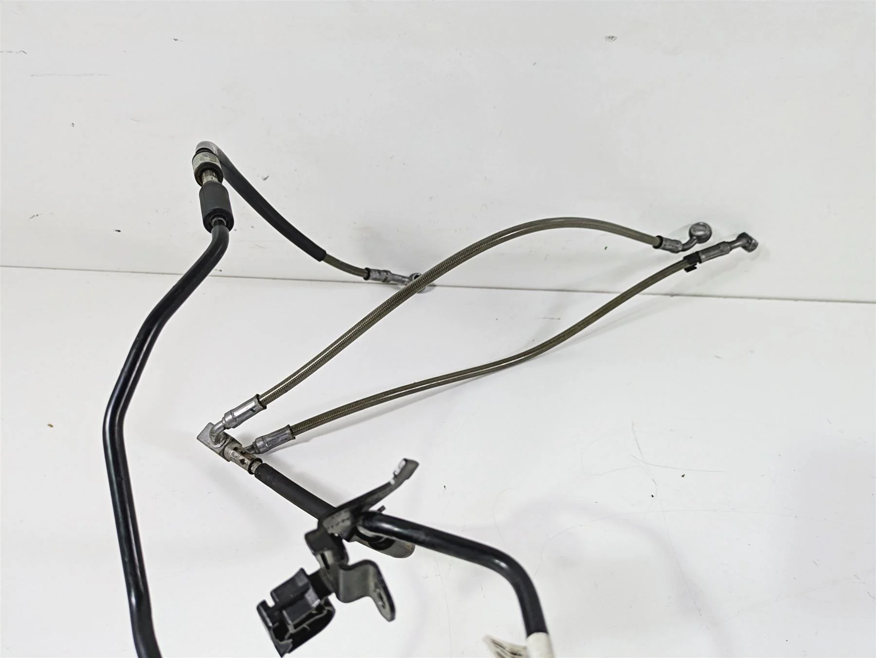 2019 BMW S1000XR K49 Front Abs Brake Line Set 34328551363 - Image 6