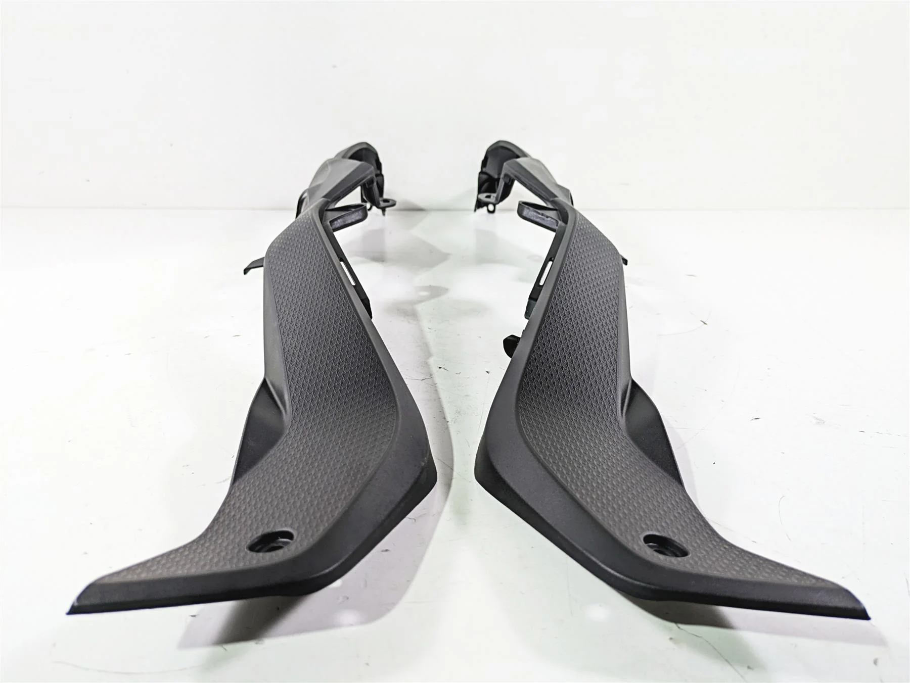 2019 BMW S1000XR K49 Left Right Tail Under Seat Fairing Cover Set 46627717028 - Image 11