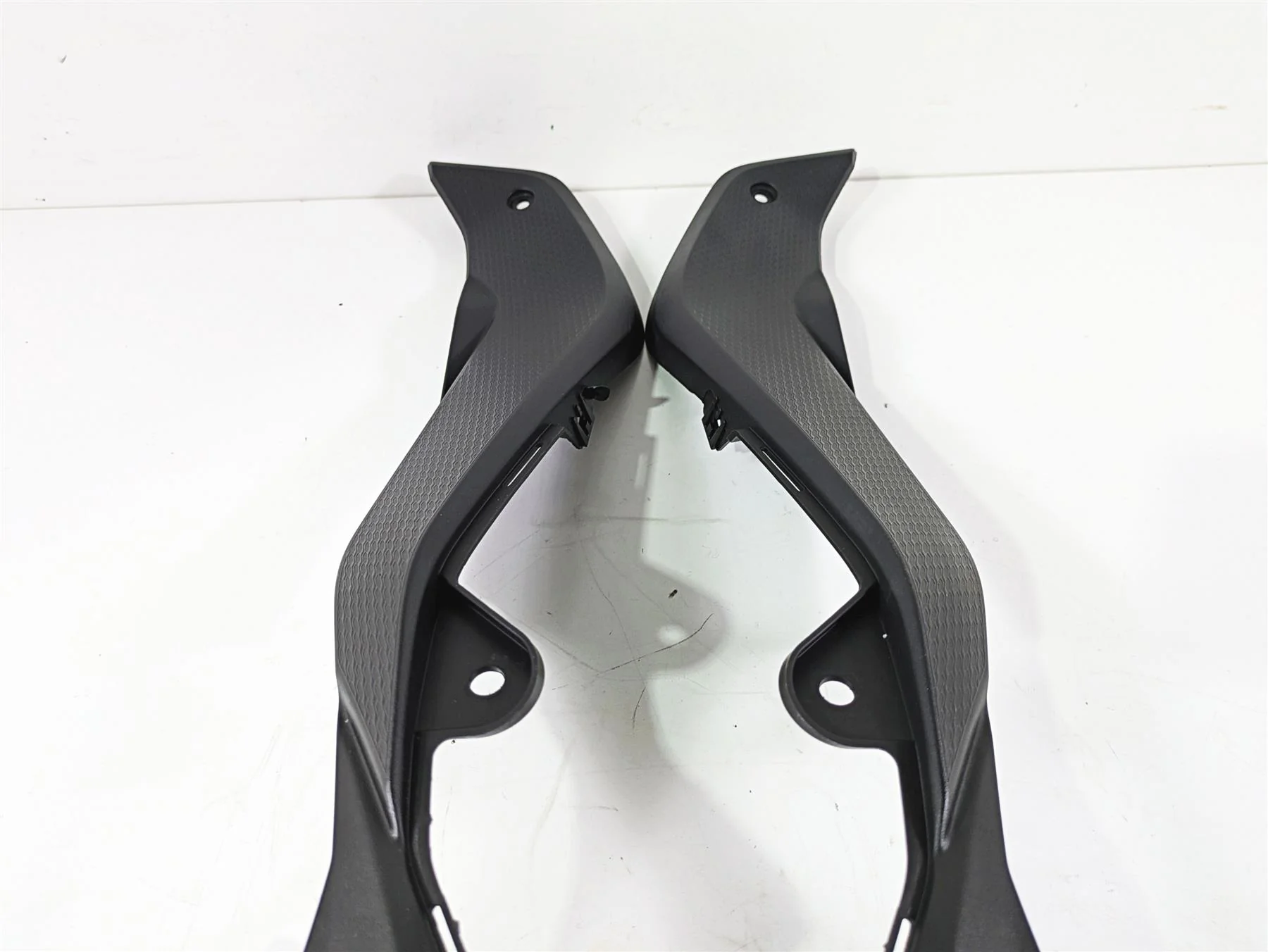 2019 BMW S1000XR K49 Left Right Tail Under Seat Fairing Cover Set 46627717028 - Image 2