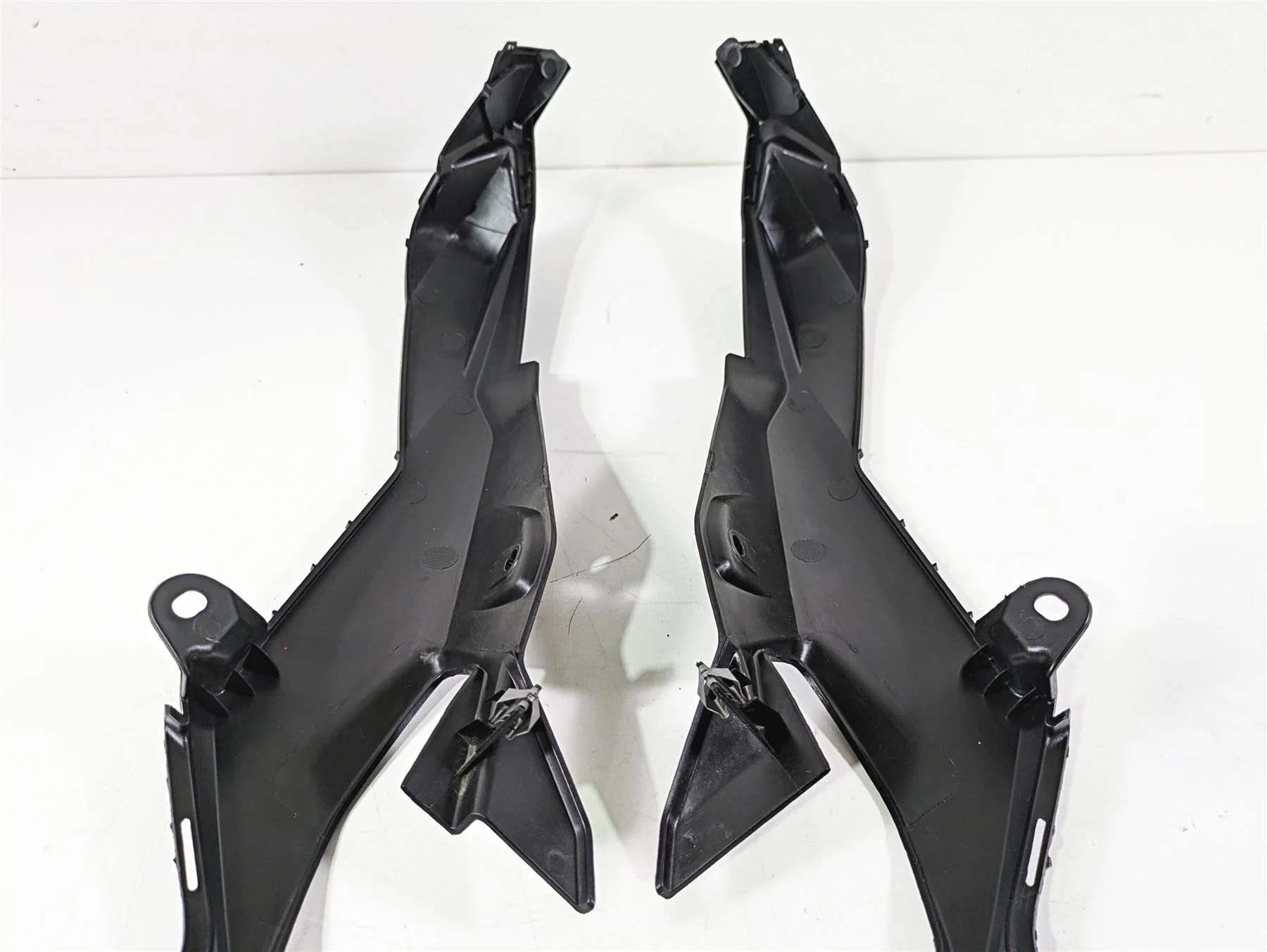 2019 BMW S1000XR K49 Left Right Tail Under Seat Fairing Cover Set 46627717028 - Image 7