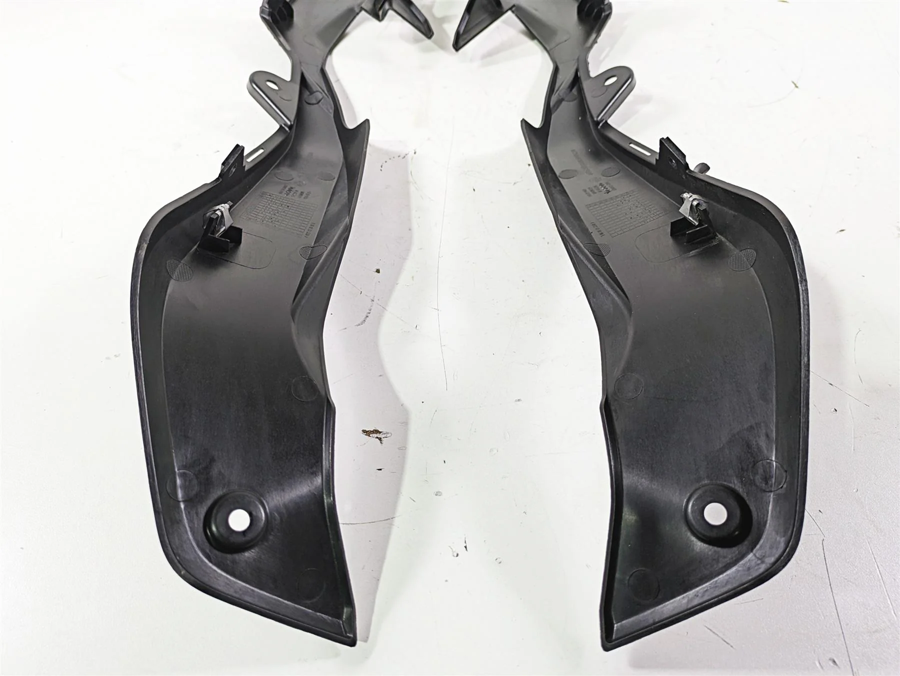 2019 BMW S1000XR K49 Left Right Tail Under Seat Fairing Cover Set 46627717028 - Image 8