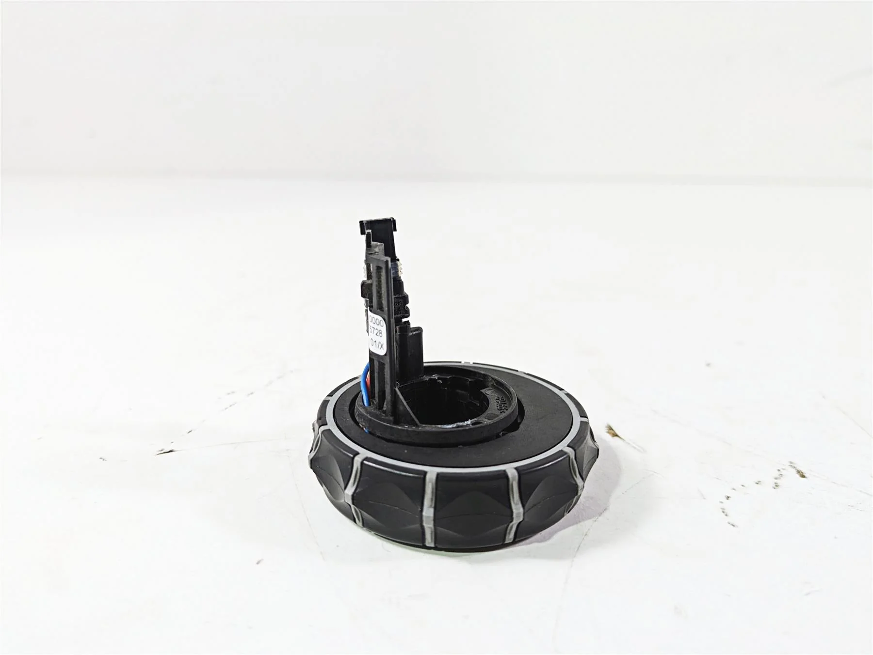 2019 BMW S1000XR K49 Left Round Multi Control Switch 61317727498 - Image 3