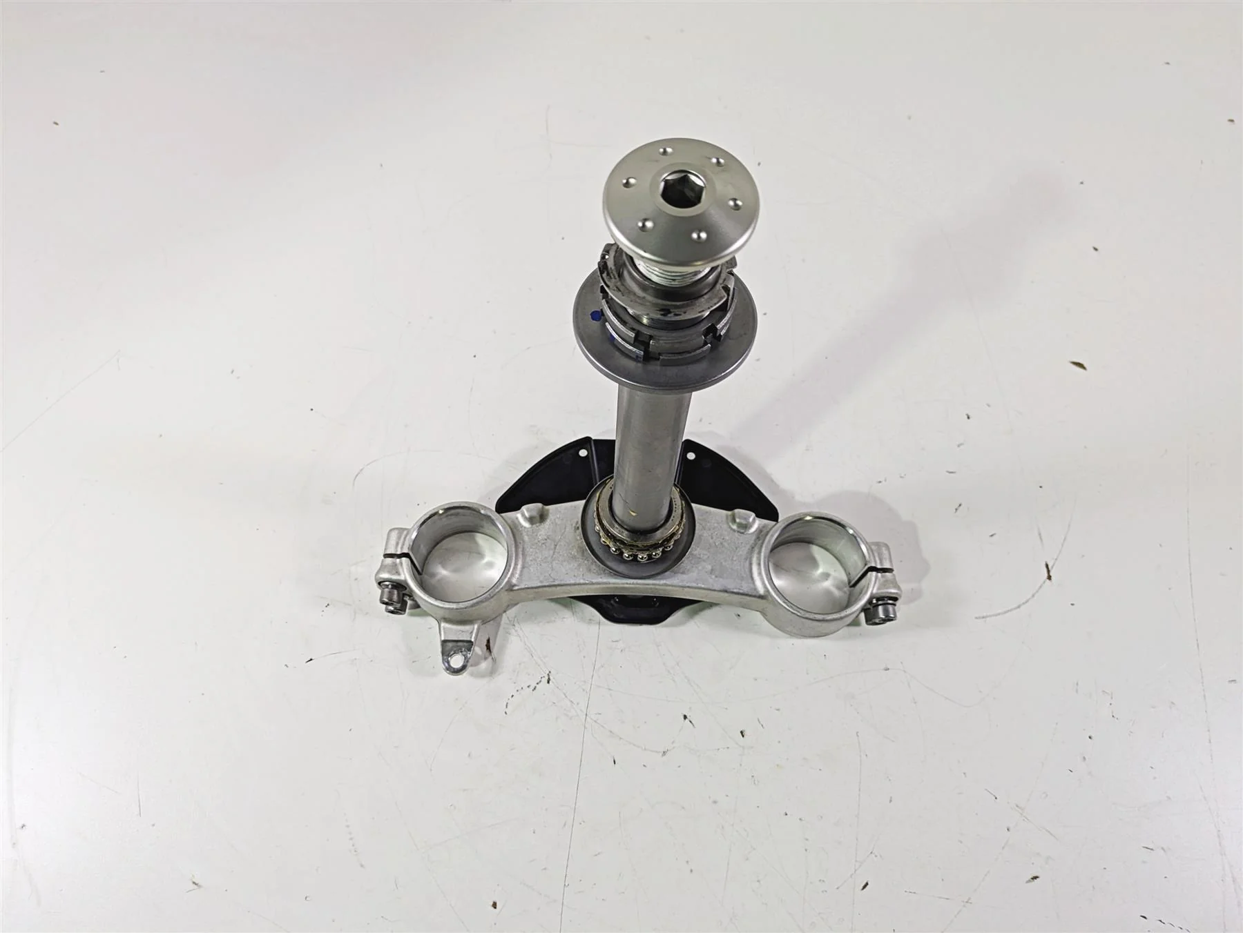 2019 BMW S1000XR K49 Lower Triple Tree Steering Clamp 58mm 31428552900 - Image 10