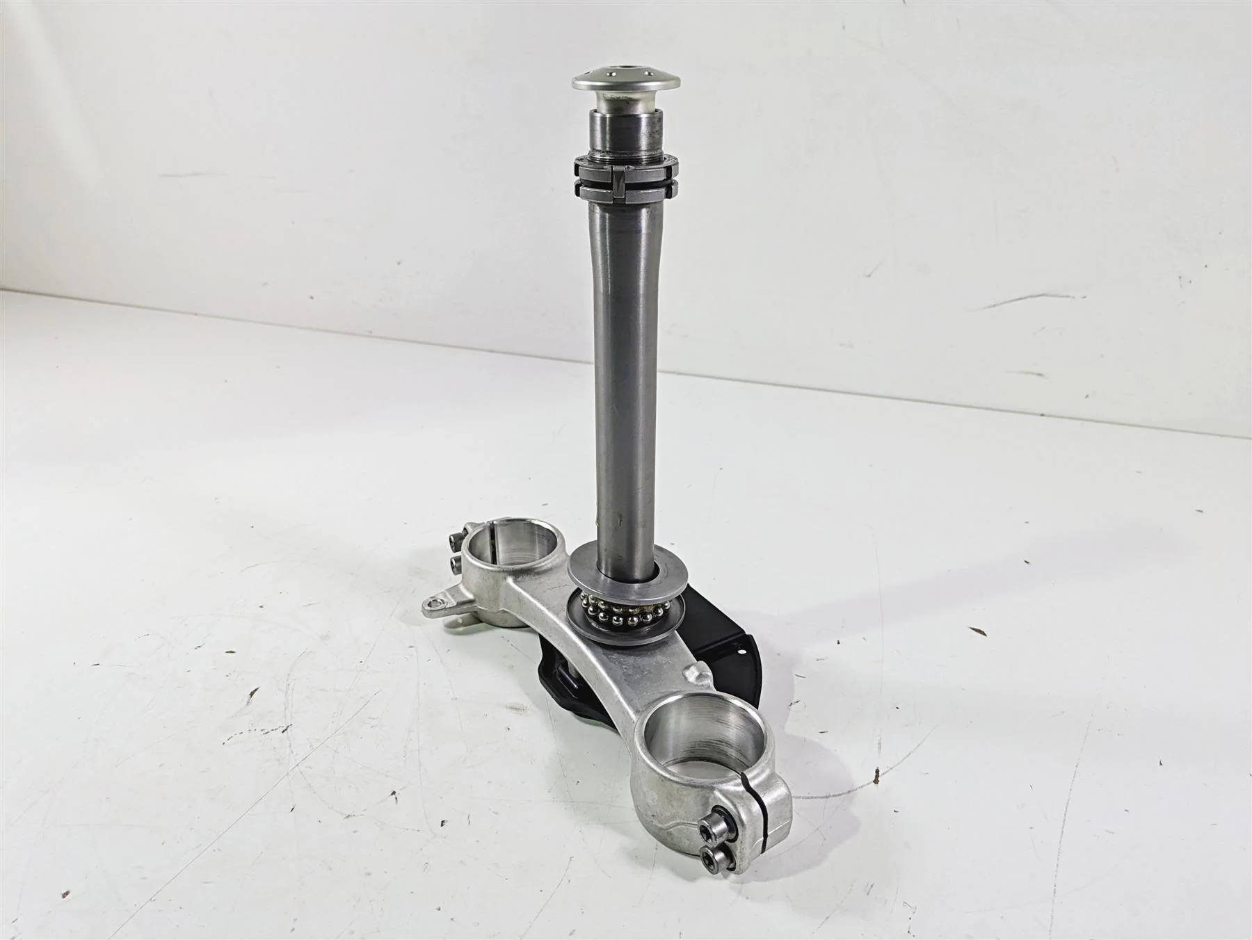 2019 BMW S1000XR K49 Lower Triple Tree Steering Clamp 58mm 31428552900 - Image 9