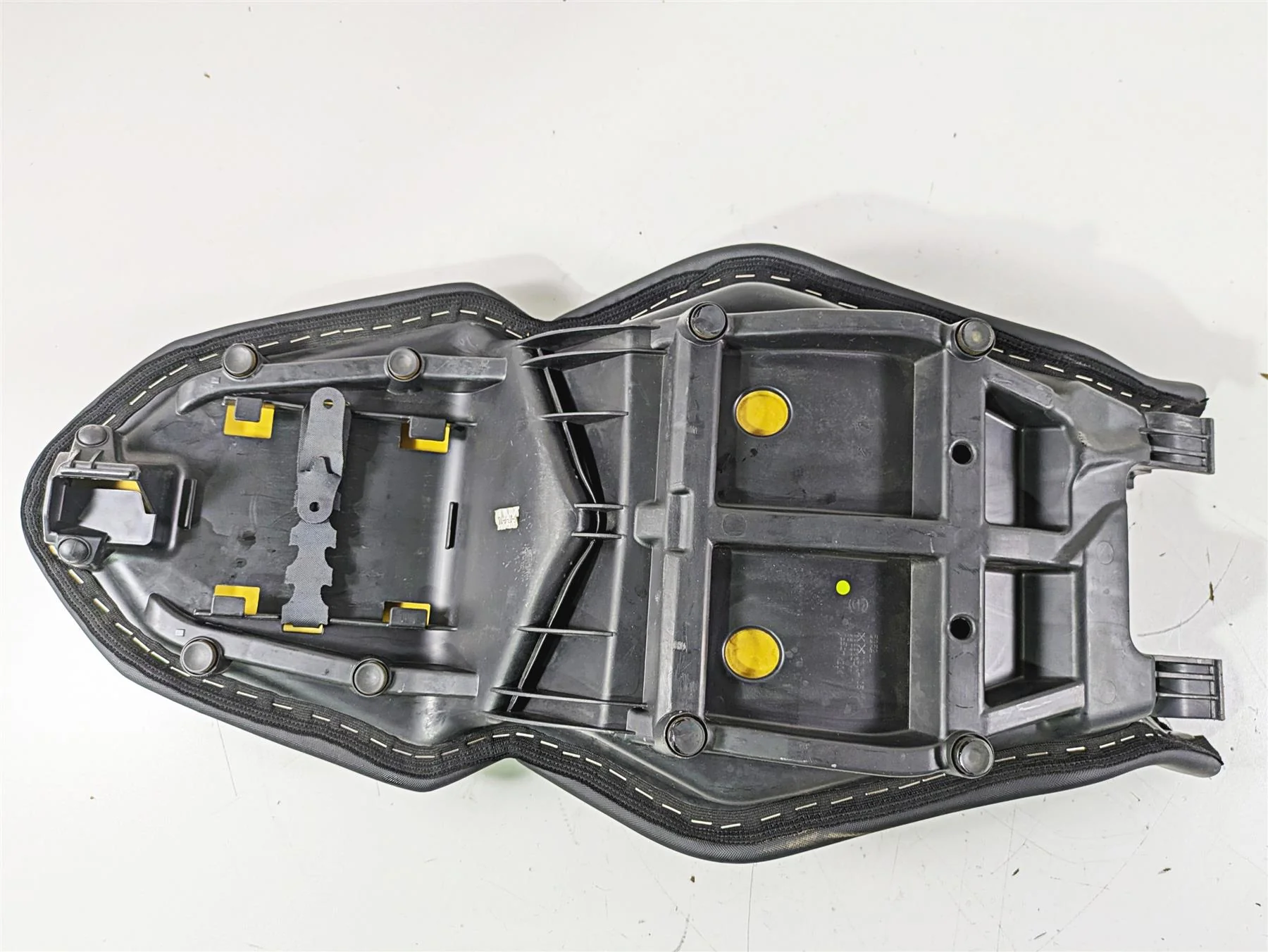 2019 BMW S1000XR K49 Nice Standard Seat Saddle 52537717179 - Image 9