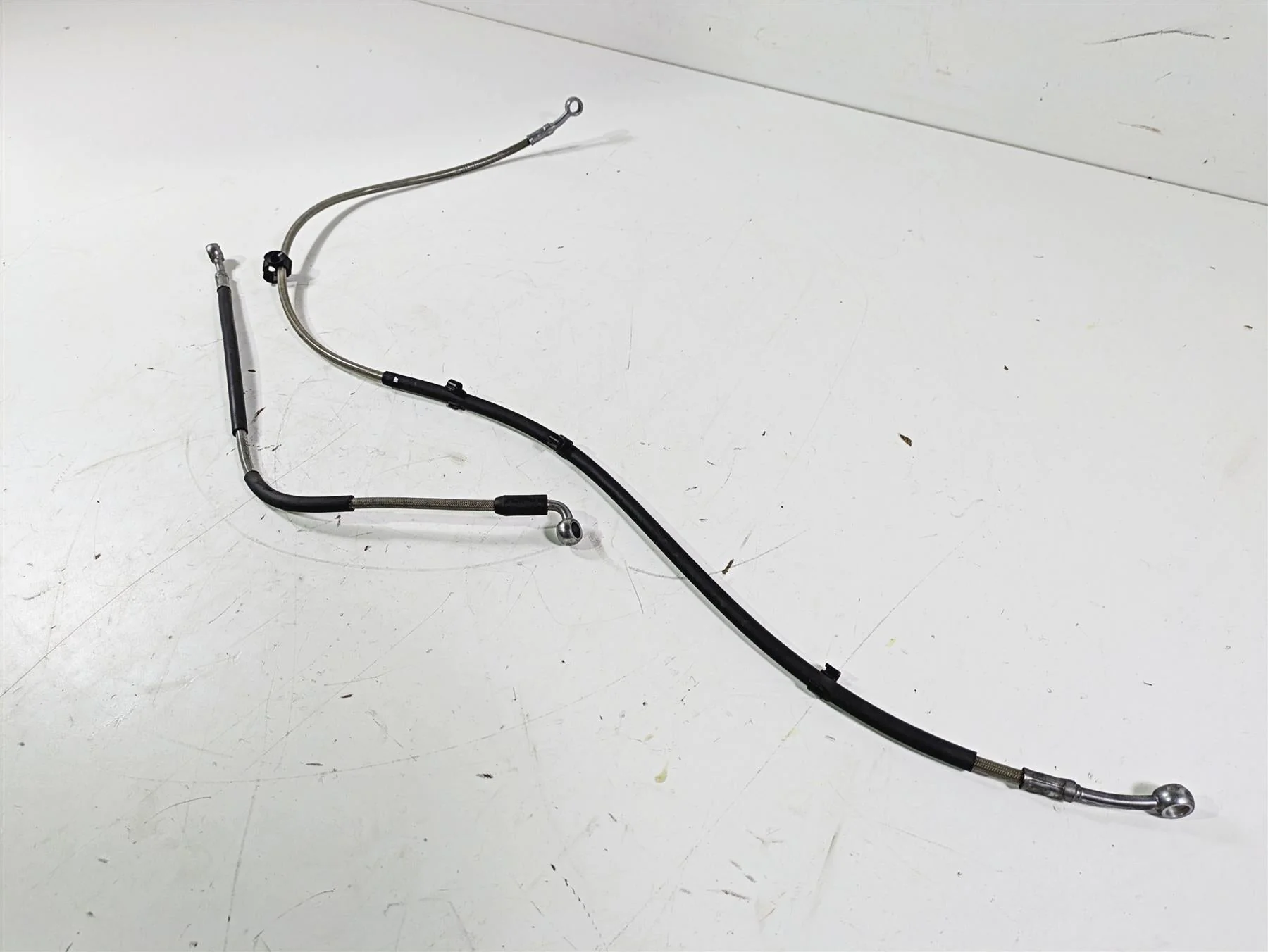 2019 BMW S1000XR K49 Rear Abs Brake Line Set 34328551366 - Image 11