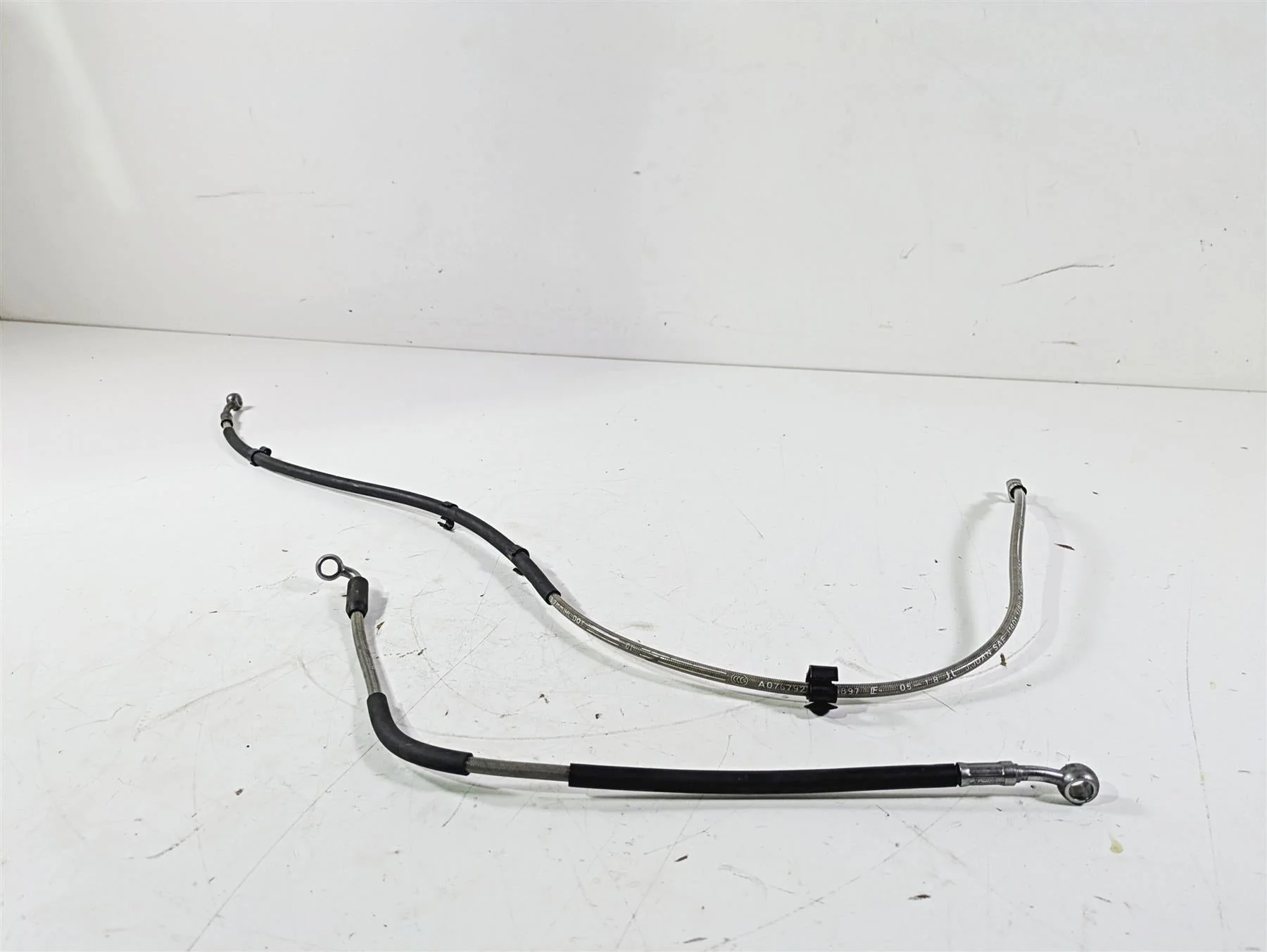 2019 BMW S1000XR K49 Rear Abs Brake Line Set 34328551366 - Image 2