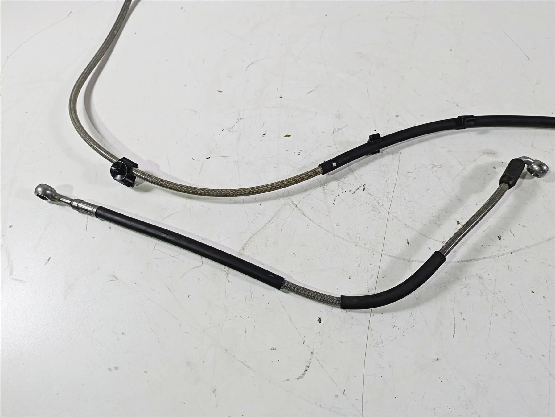 2019 BMW S1000XR K49 Rear Abs Brake Line Set 34328551366 - Image 8