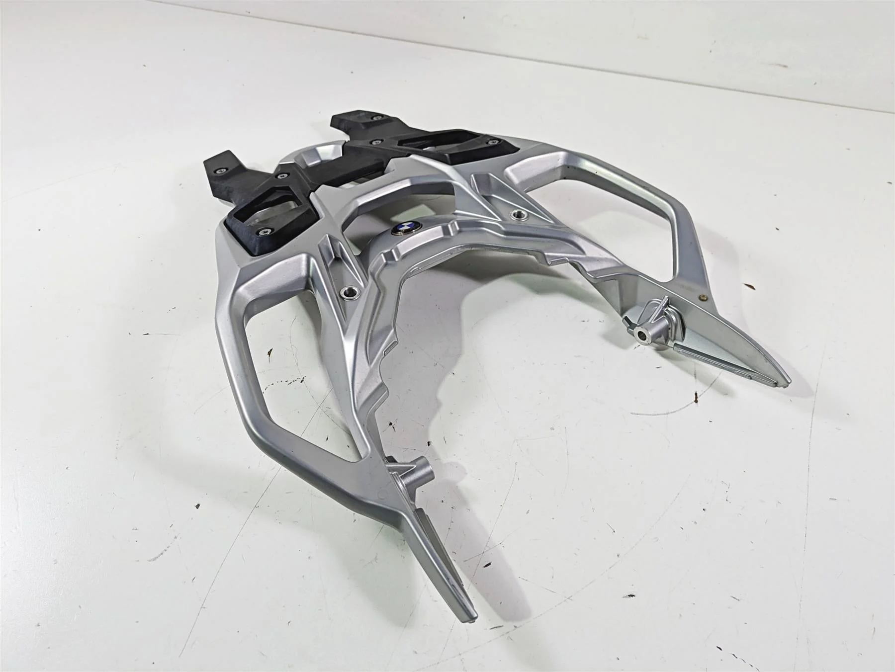 2019 BMW S1000XR K49 Rear Grab Luggage Rack 46547717014 46548567908