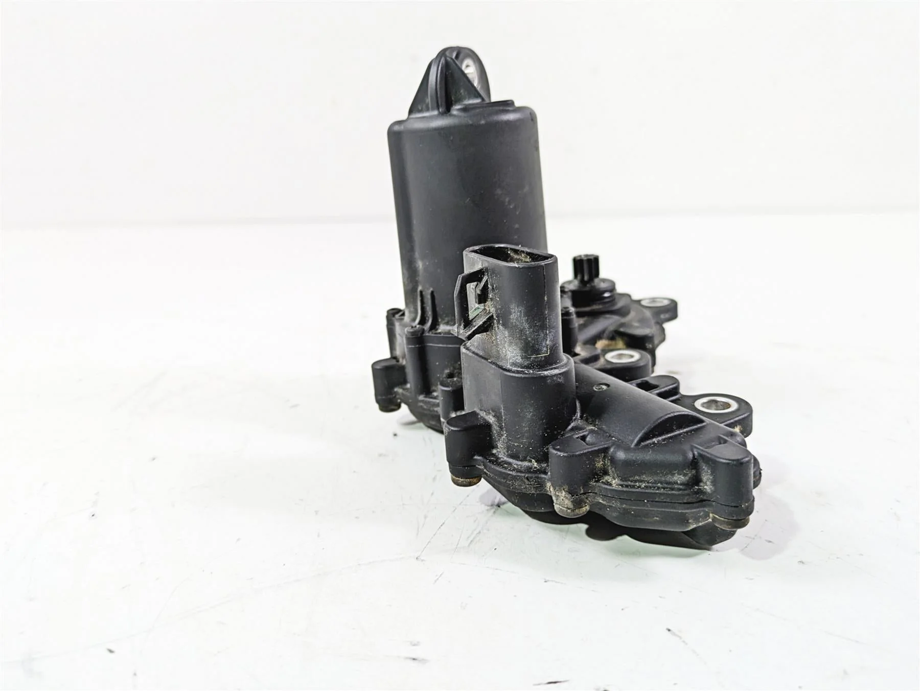 2019 Can Am Maverick X3 XRS Turbo R Front Differential Actuator Module 715900640 - Image 3