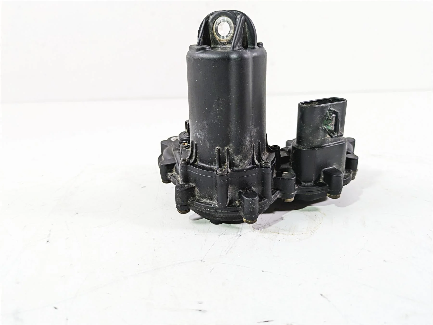 2019 Can Am Maverick X3 XRS Turbo R Front Differential Actuator Module 715900640 - Image 4