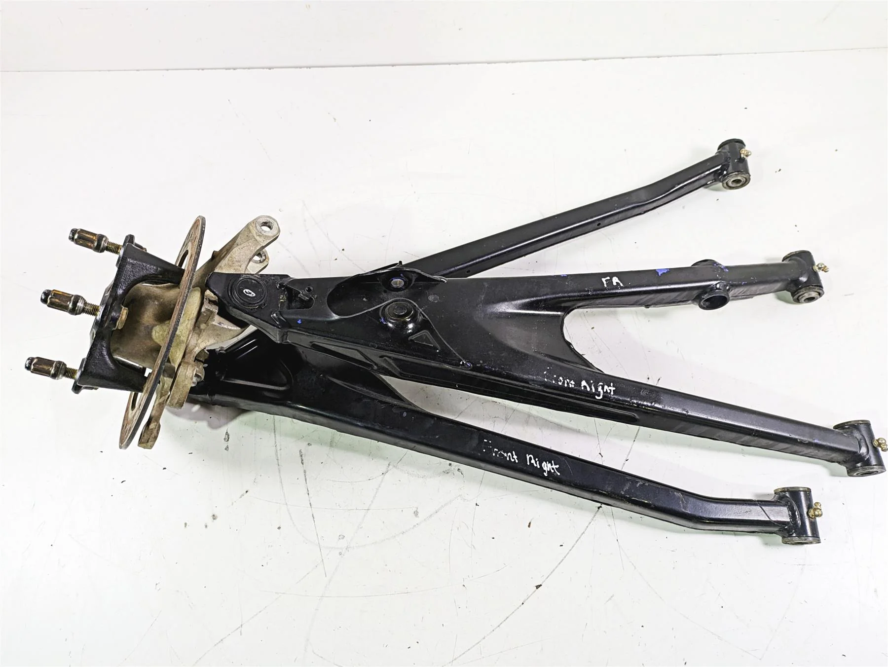 2019 Can Am Maverick X3 XRS Turbo R Front Right Control Arm Knee 72" 703501056 - Image 5