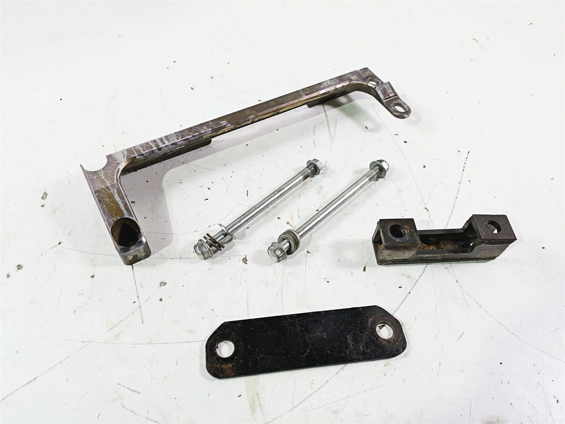 2019 Can Am Maverick X3 XRS Turbo R Hess Steering Wheel Rack Support 706010 - Image 12
