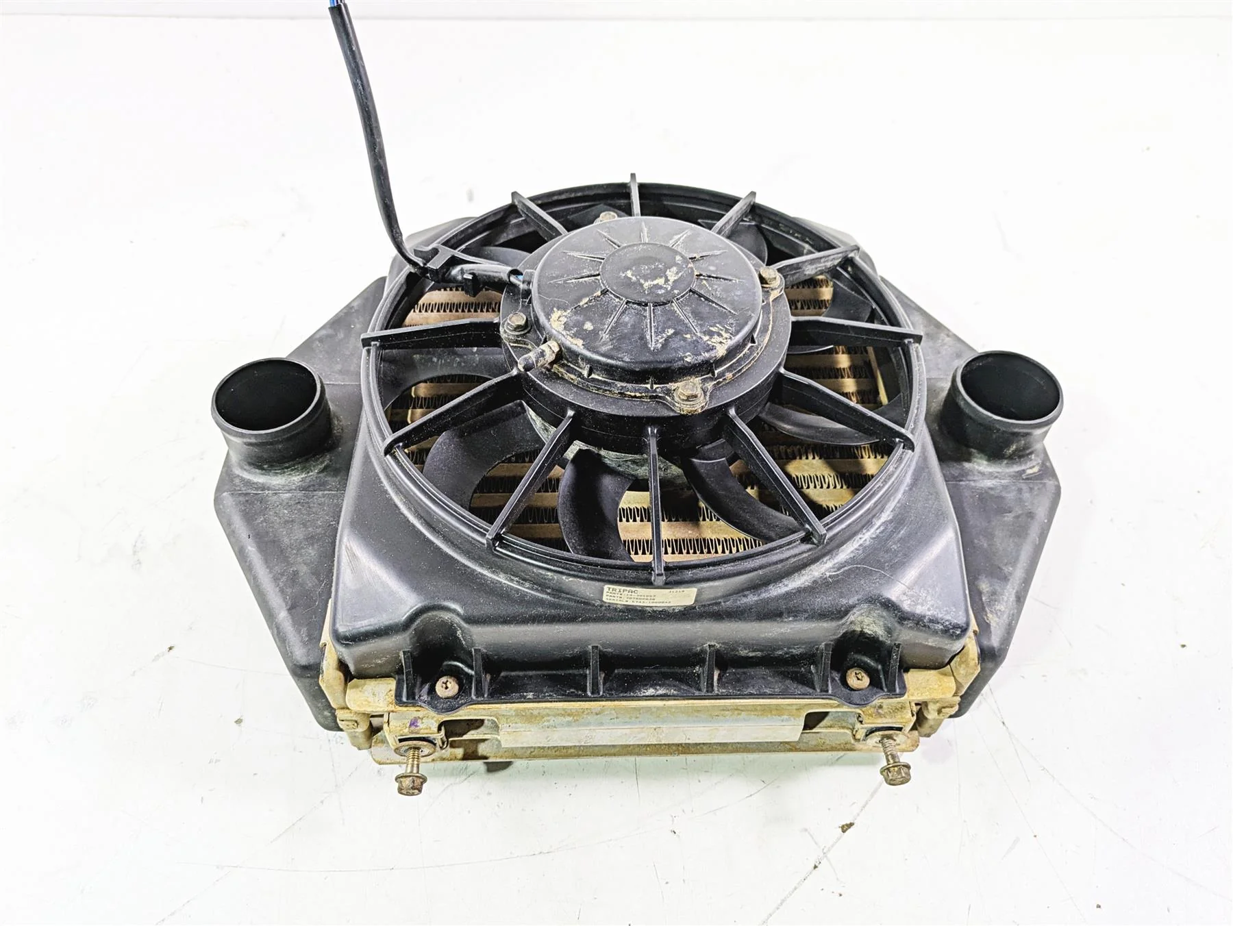 2019 Can Am Maverick X3 XRS Turbo R Intercooler Radiator Fan Set 707800793 - Image 3