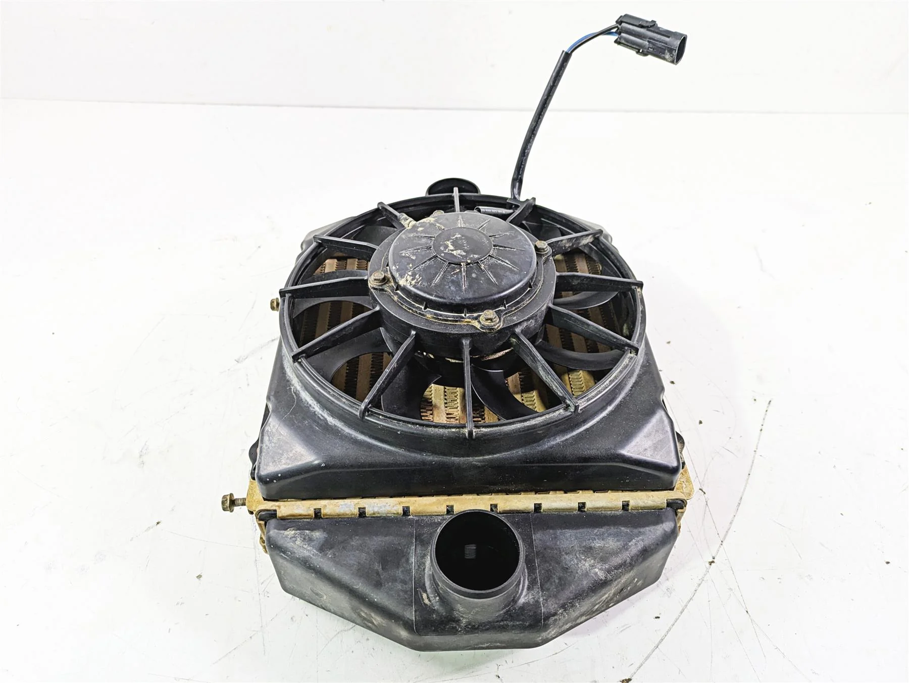 2019 Can Am Maverick X3 XRS Turbo R Intercooler Radiator Fan Set 707800793 - Image 4