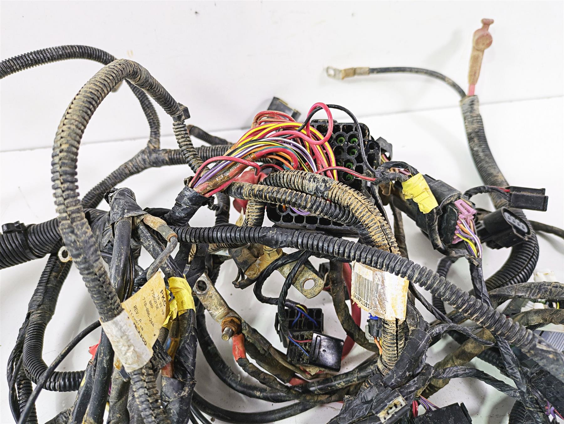2019 Can Am Maverick X3 XRS Turbo R Main Wiring Harness Loom - No Cut 710006253 - Image 4