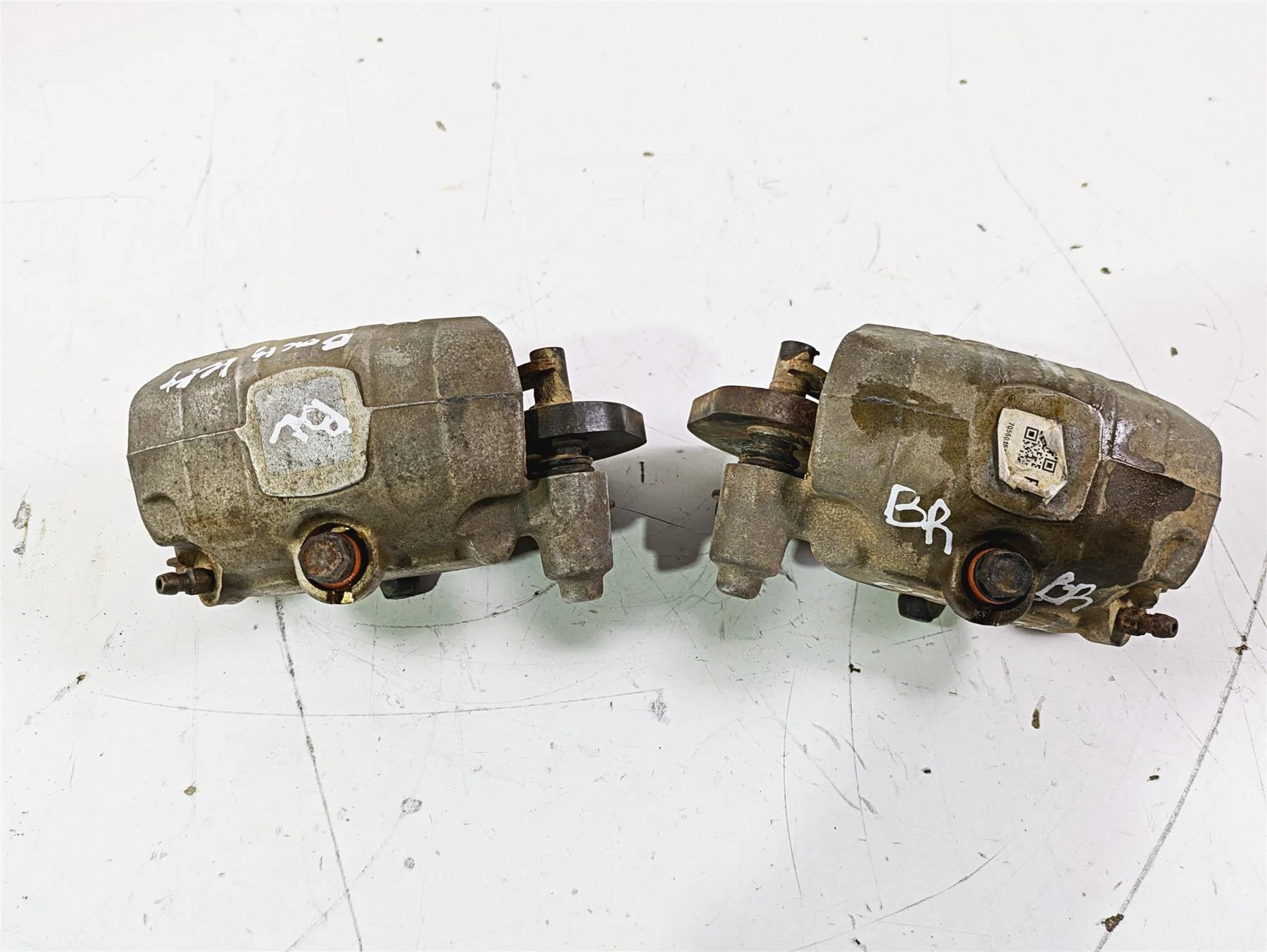 2019 Can Am Maverick X3 XRS Turbo R Rear Brake Caliper Set 705601514 705601515 - Image 12
