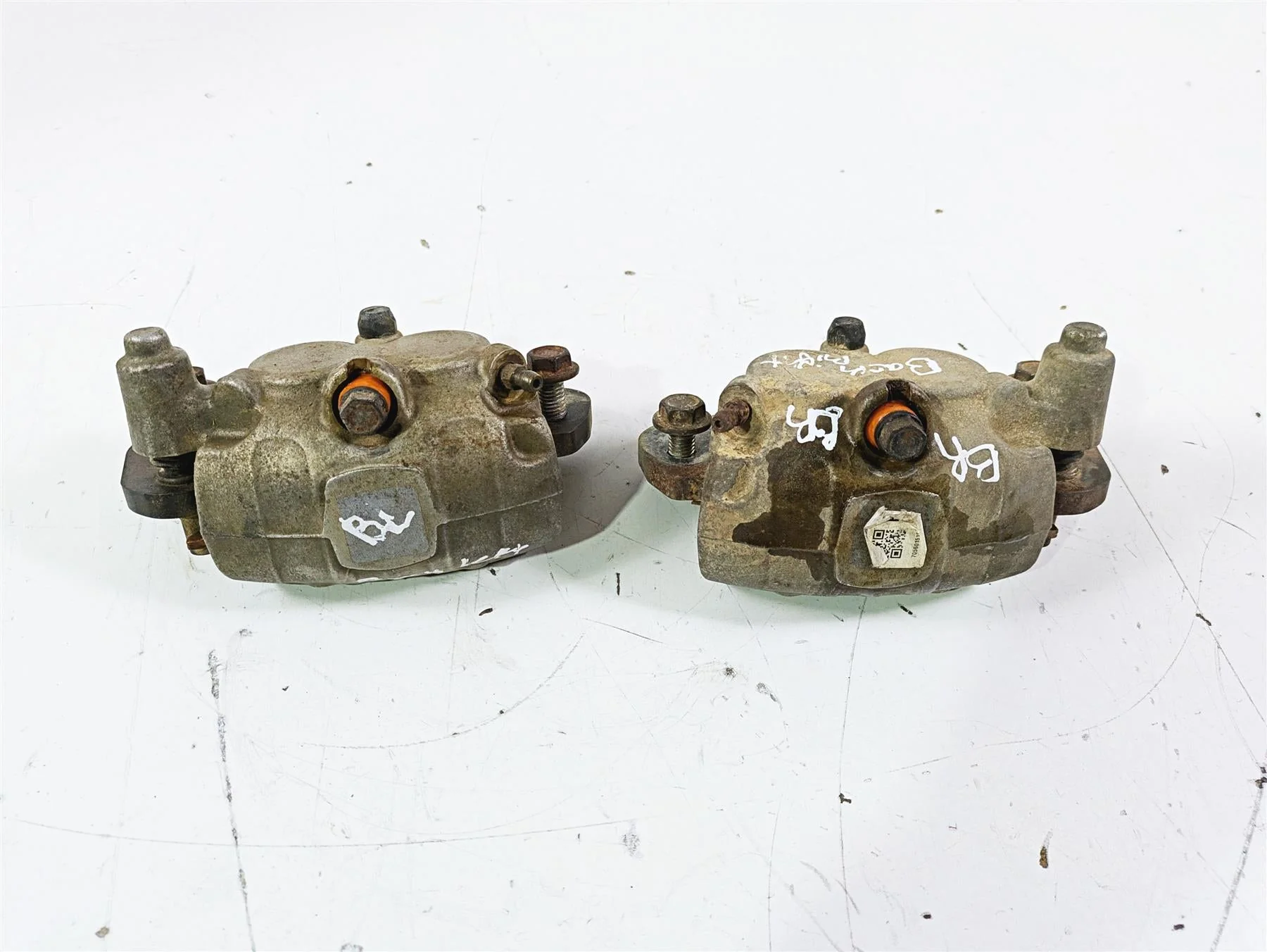 2019 Can Am Maverick X3 XRS Turbo R Rear Brake Caliper Set 705601514 705601515 - Image 3