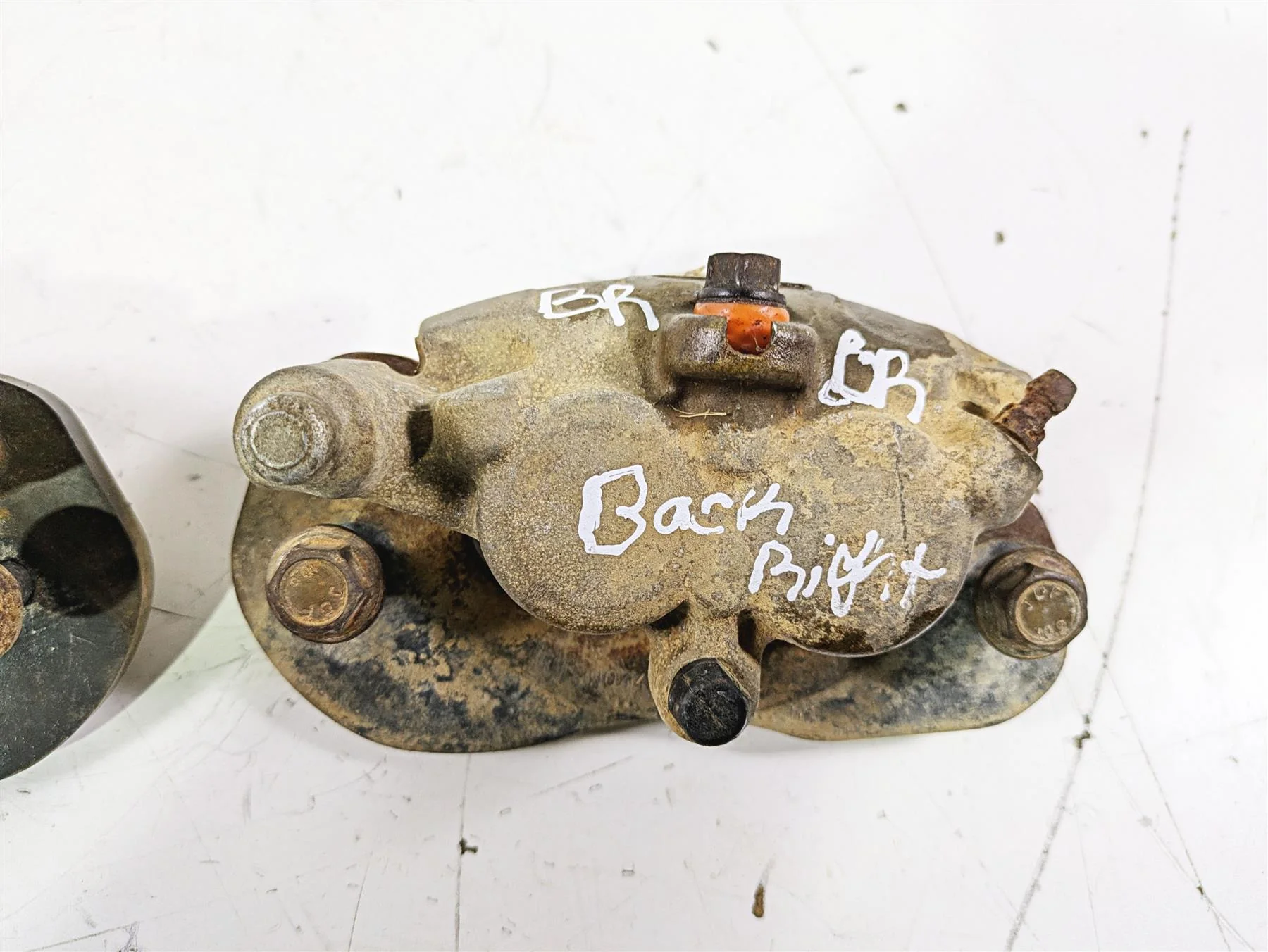 2019 Can Am Maverick X3 XRS Turbo R Rear Brake Caliper Set 705601514 705601515 - Image 6