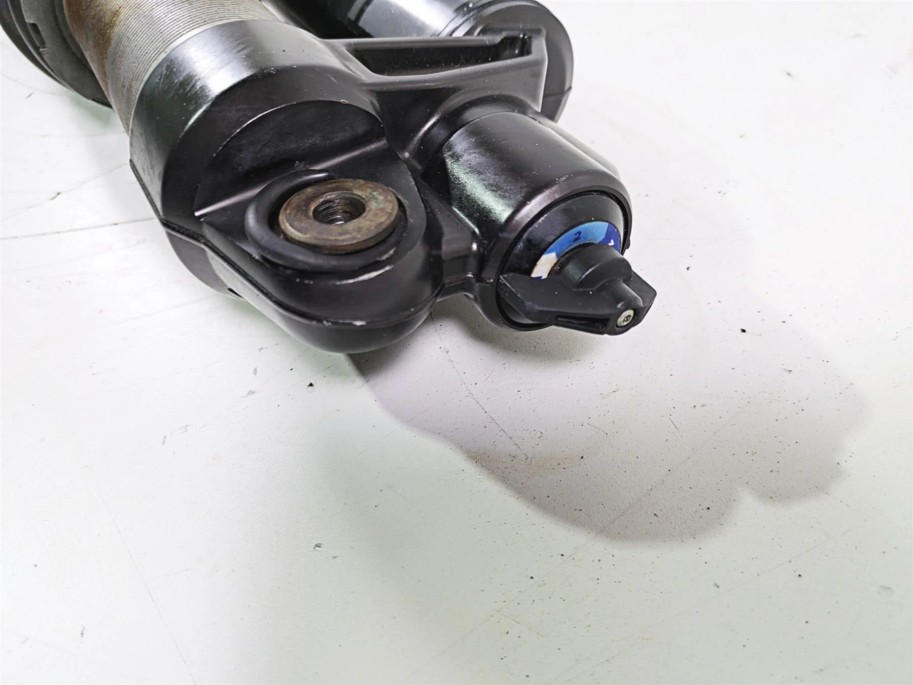 2019 Can Am Maverick X3 XRS Turbo R Right Front Shock Fox Damper 72" -Read 706203109 - Image 7